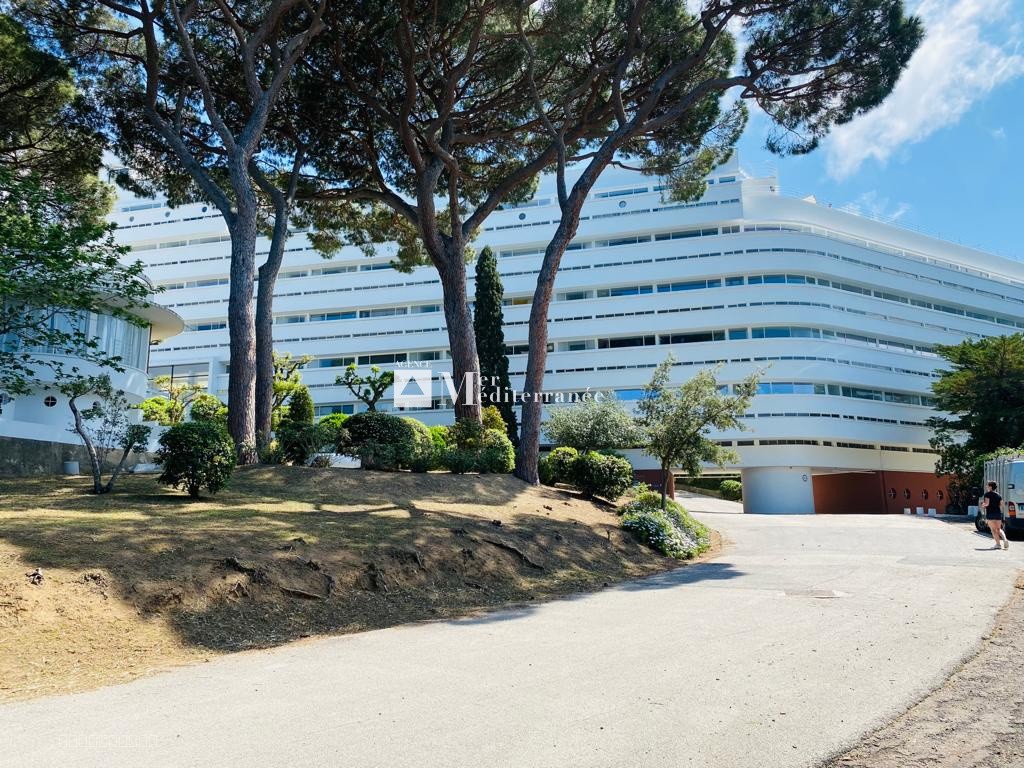STUDIO A VENDRE A SAINT-TROPEZ — photo 8