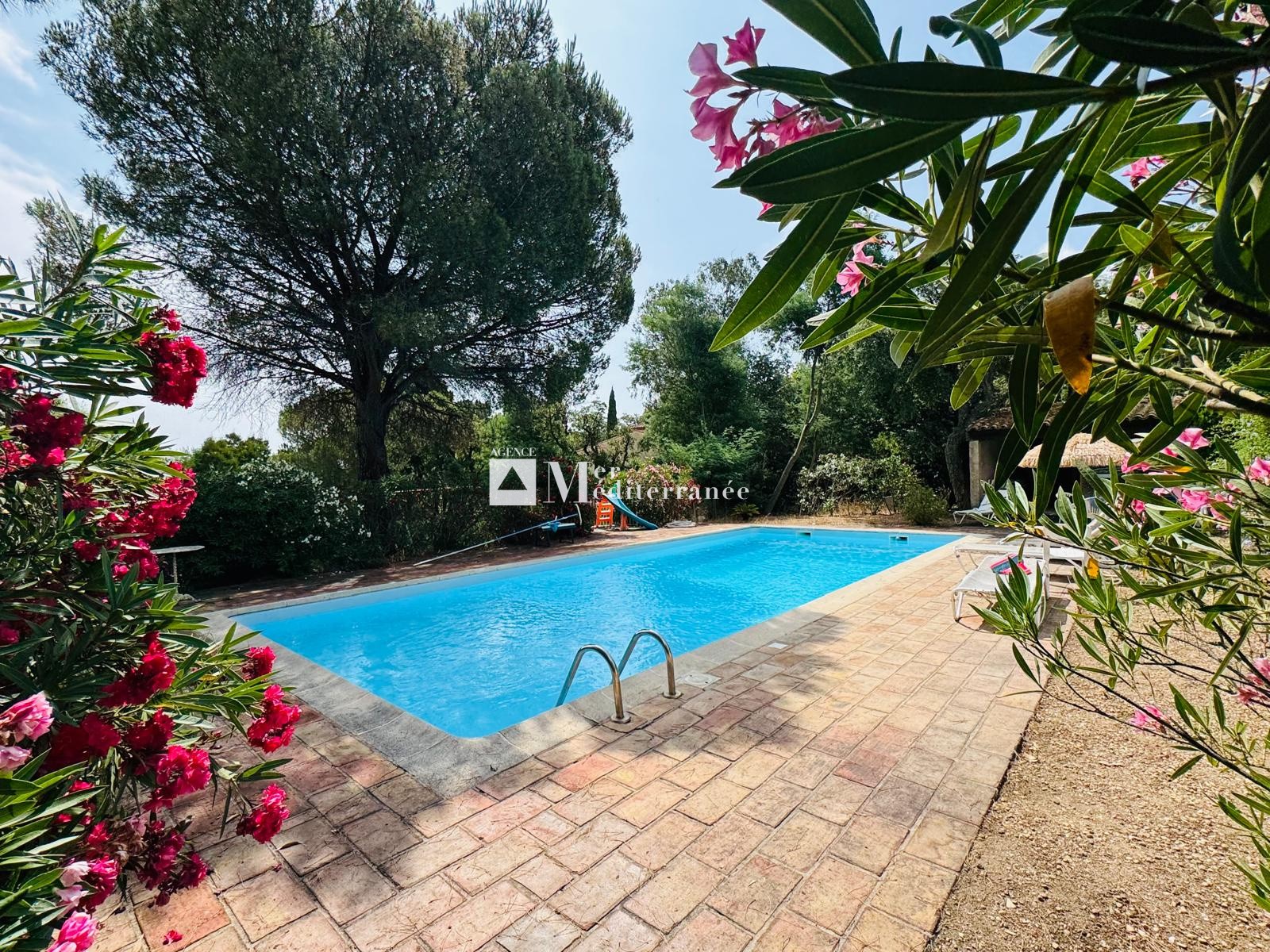 MAISON VUE MER A VENDRE ET A RENOVER A GRIMAUD (83310) — photo 2