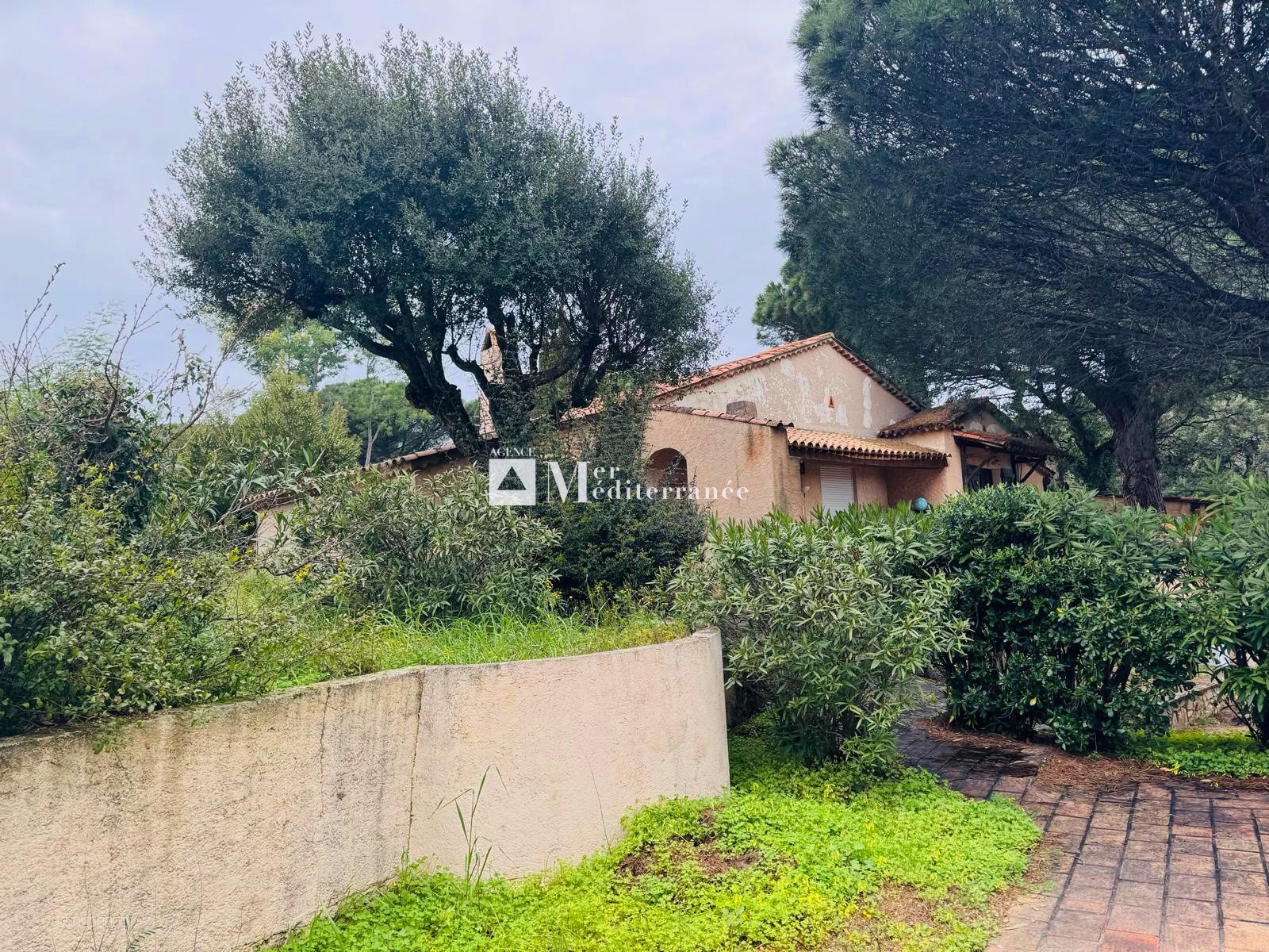 MAISON VUE MER A VENDRE ET A RENOVER A GRIMAUD (83310) — photo 4