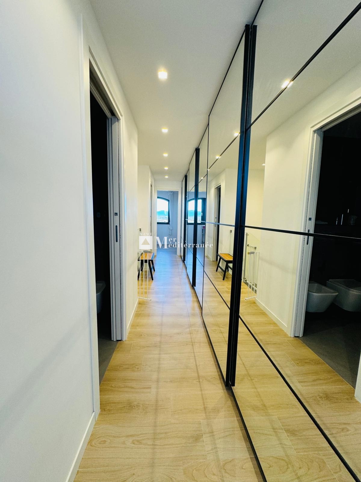 APPARTEMENT DE 3 PIECES EN DUPLEX VUE MER - LES MARINES DE COGOLIN (83310) — photo 13