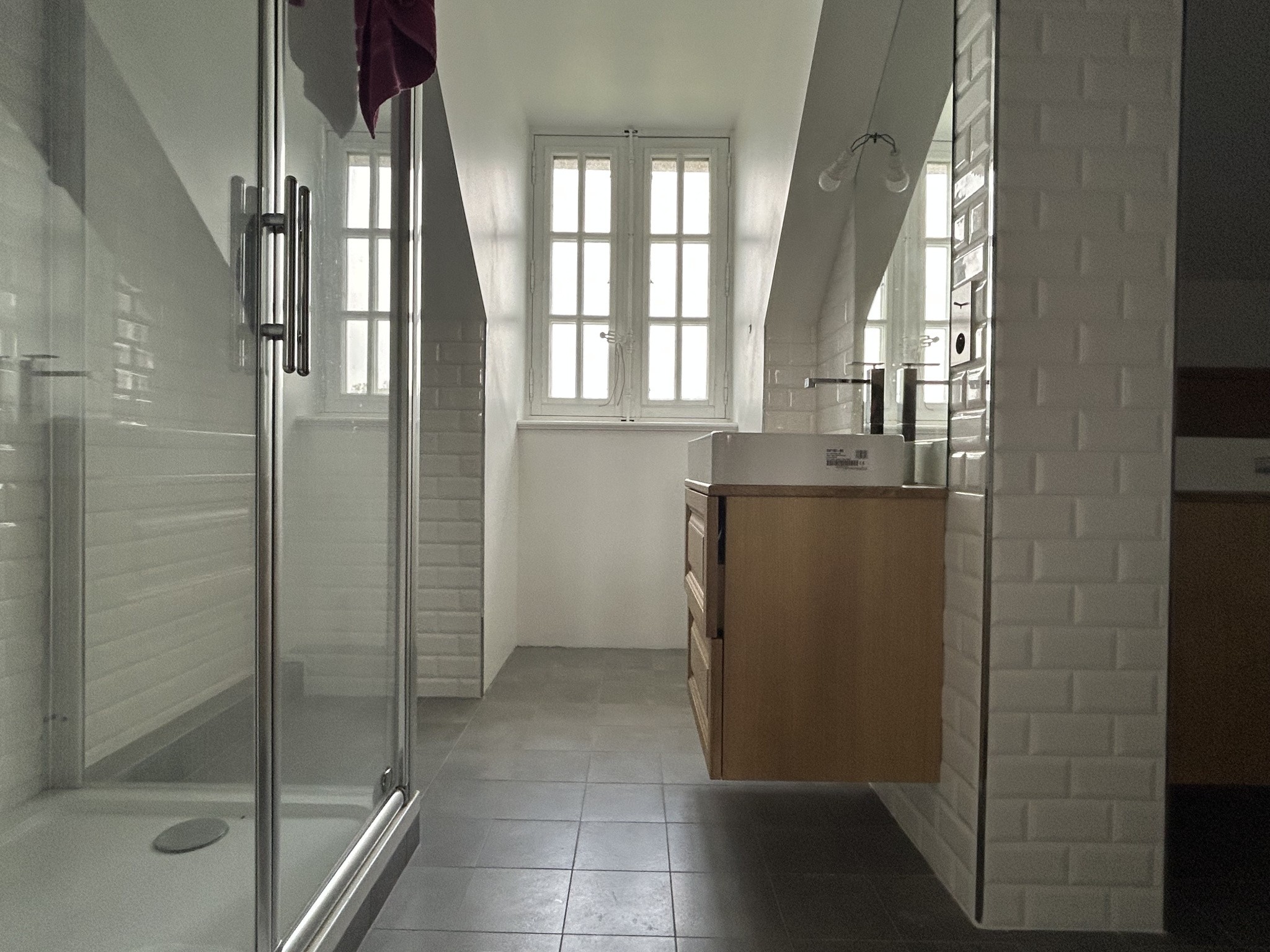Une propriété comprenant : 1o) Un logis principal, type Maison de Maître construite en briques et couverte en — photo 13