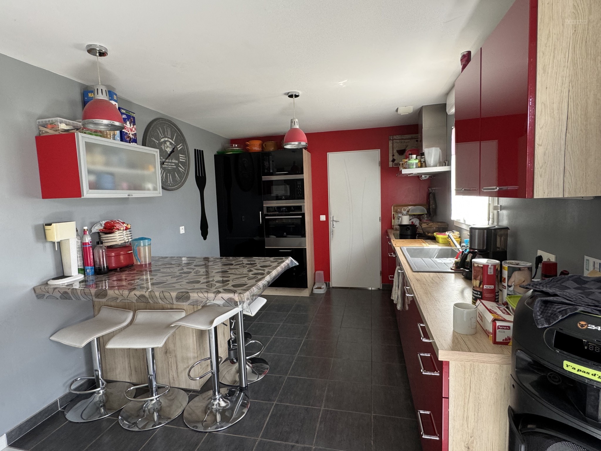 Proposée par Cazin Immobilier Située entre Vimoutiers et Gacé, dans un environnement paisible et verdoyant, ce — photo 5