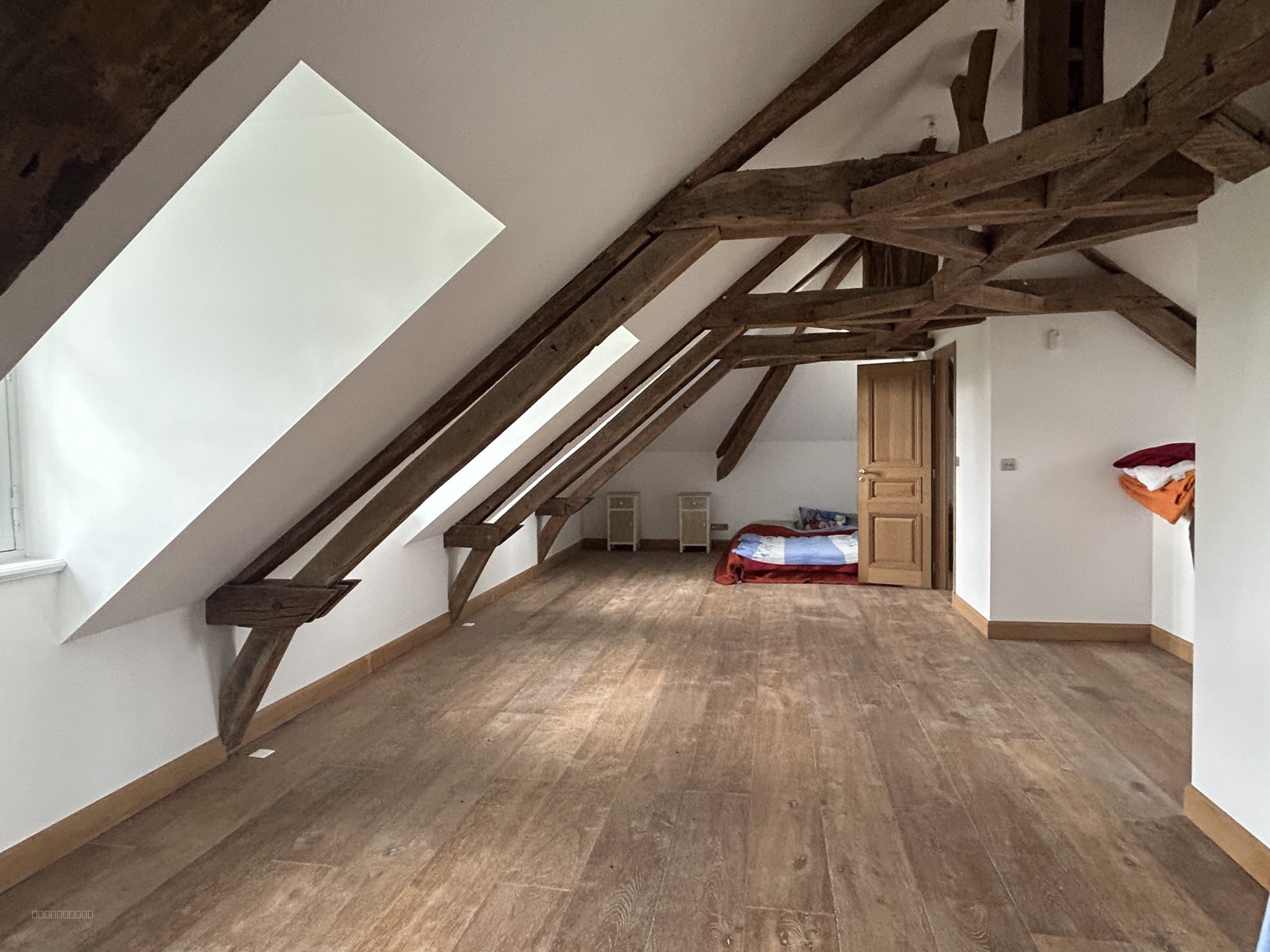 Une propriété comprenant : 1o) Un logis principal, type Maison de Maître construite en briques et couverte en — photo 14