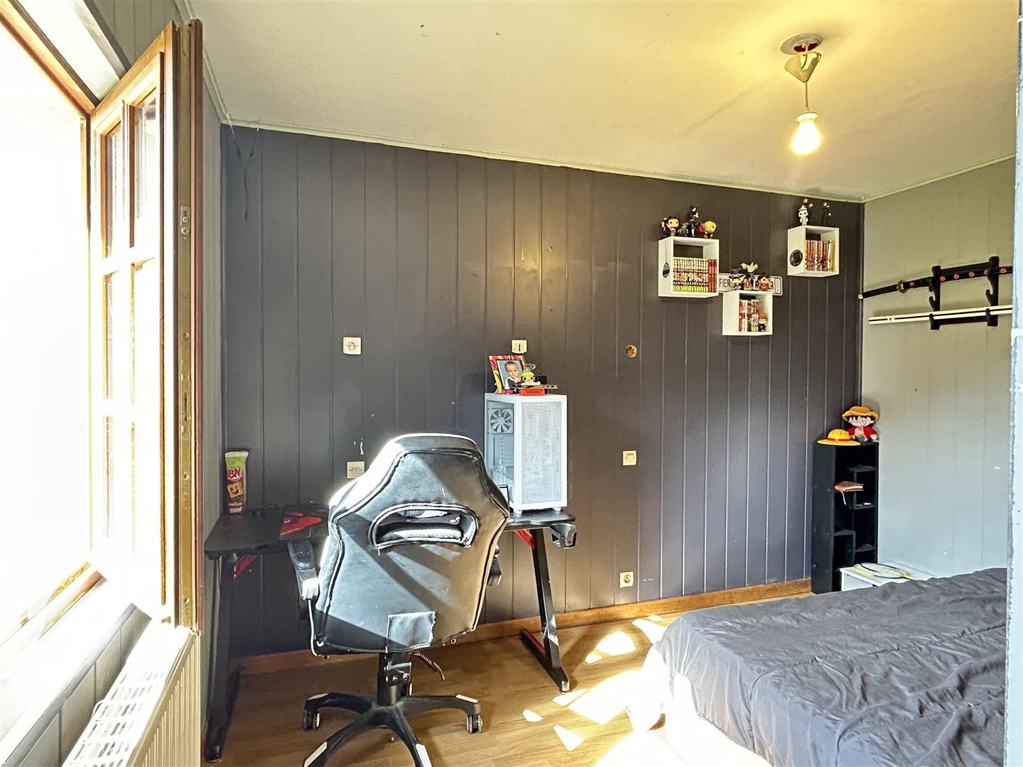 Non loin du centre ville de Vimoutiers, cette propriété vous offre une maison d'habitation d'environ 105m2 + c — photo 8