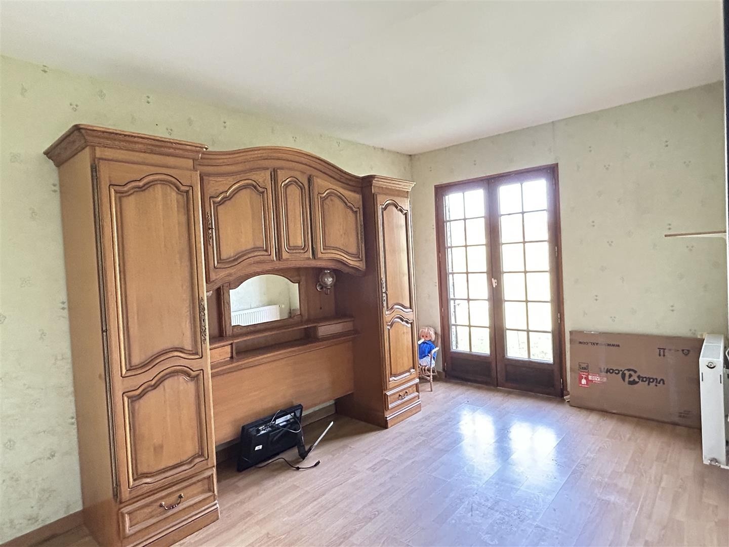 Non loin du centre ville de Vimoutiers, cette propriété vous offre une maison d'habitation d'environ 105m2 + c — photo 7