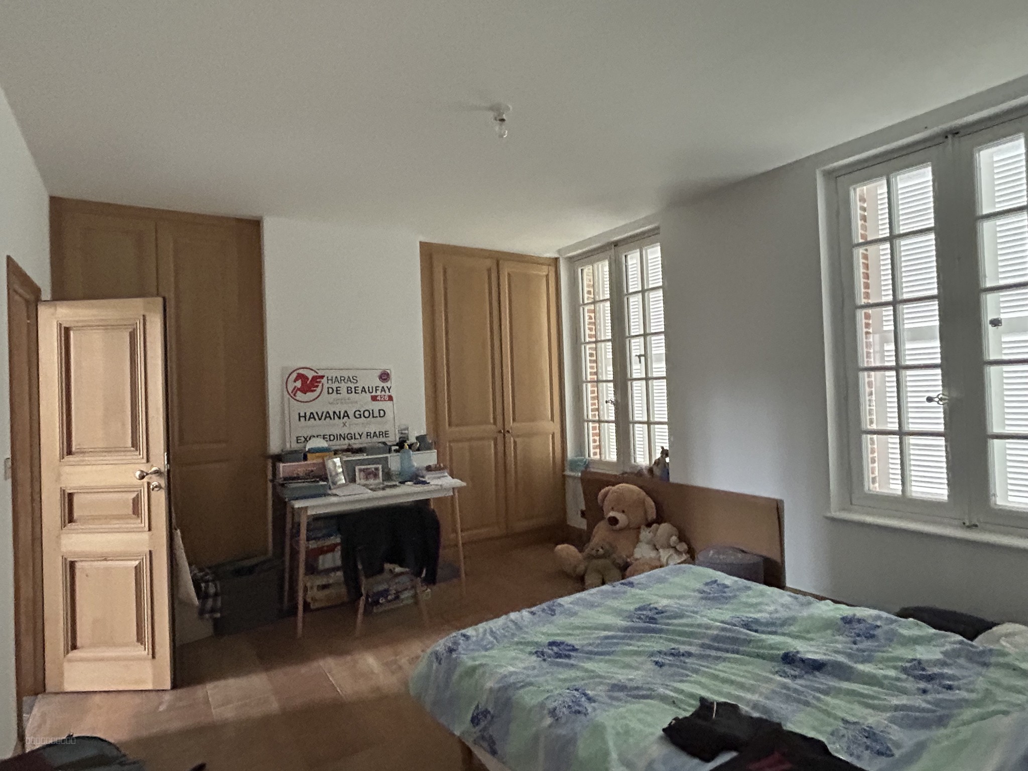 Une propriété comprenant : 1o) Un logis principal, type Maison de Maître construite en briques et couverte en — photo 10