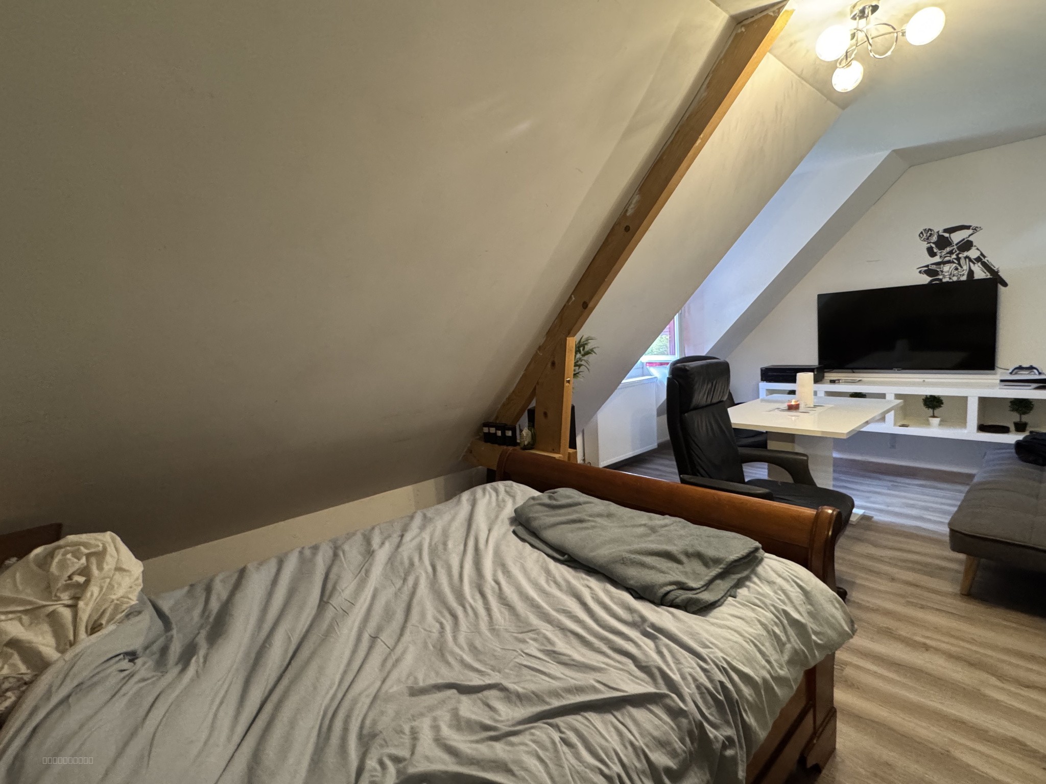 Proposée par Cazin Immobilier Située entre Vimoutiers et Gacé, dans un environnement paisible et verdoyant, ce — photo 14