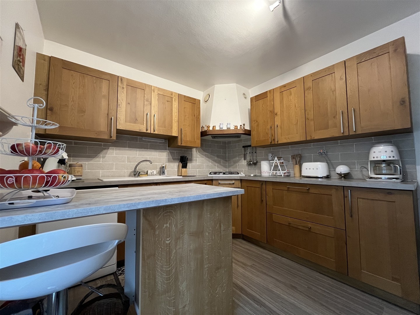 Ce beau pavillon cossu, fonctionnel et spacieux vous offre un espace de vie agréable avec sa possibilité de vi — photo 5
