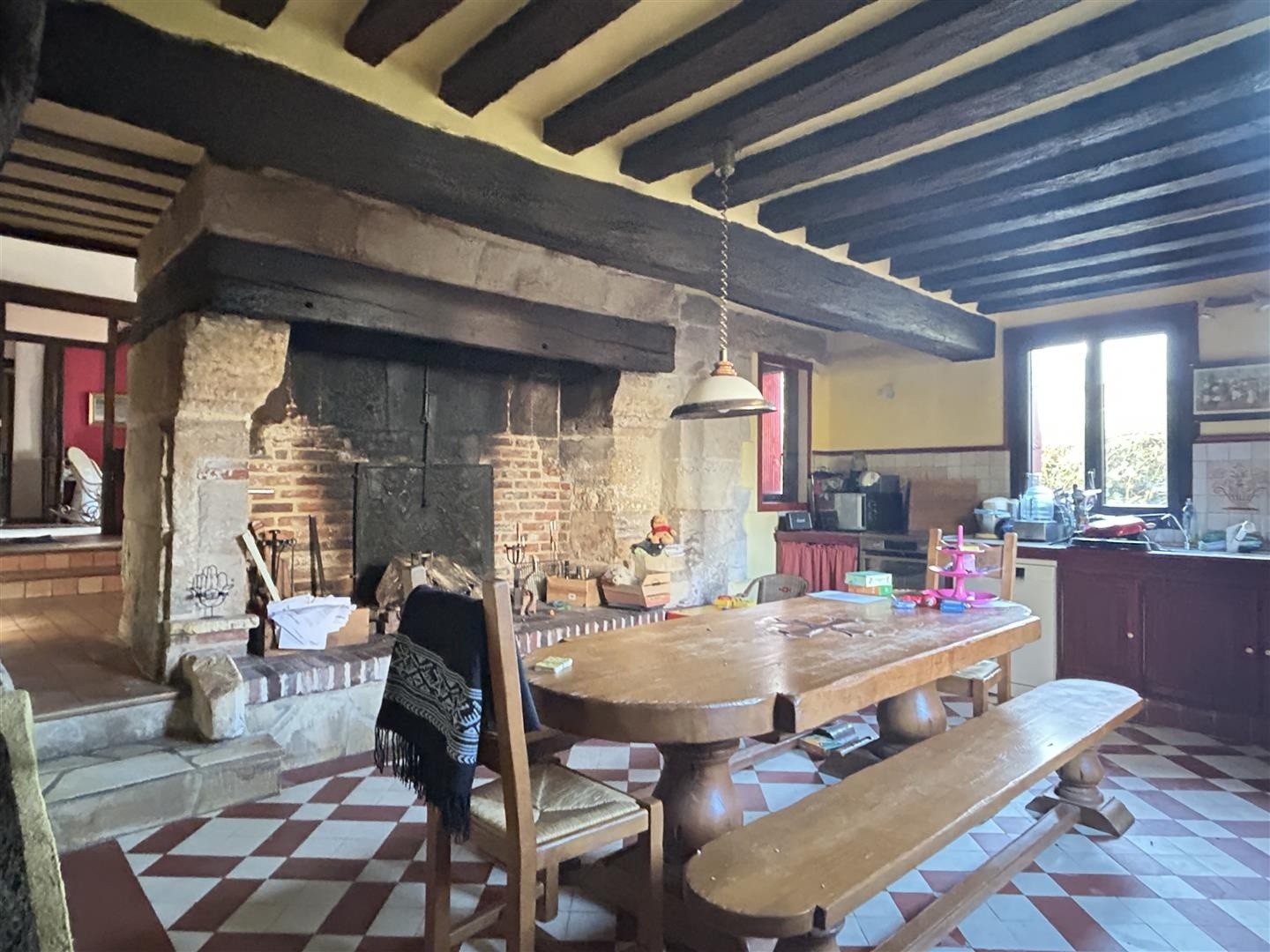 Très jolie propriété de caractère composée d'une maison d'habitation d'environ 418m2 accompagnée de sa dépenda — photo 6