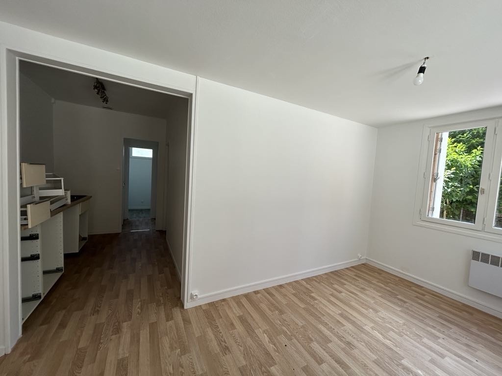 Un ensemble privé, sans aucune copropriété, comprenant 3 logements et 3 garages. Excellente rentabilité locati — photo 3