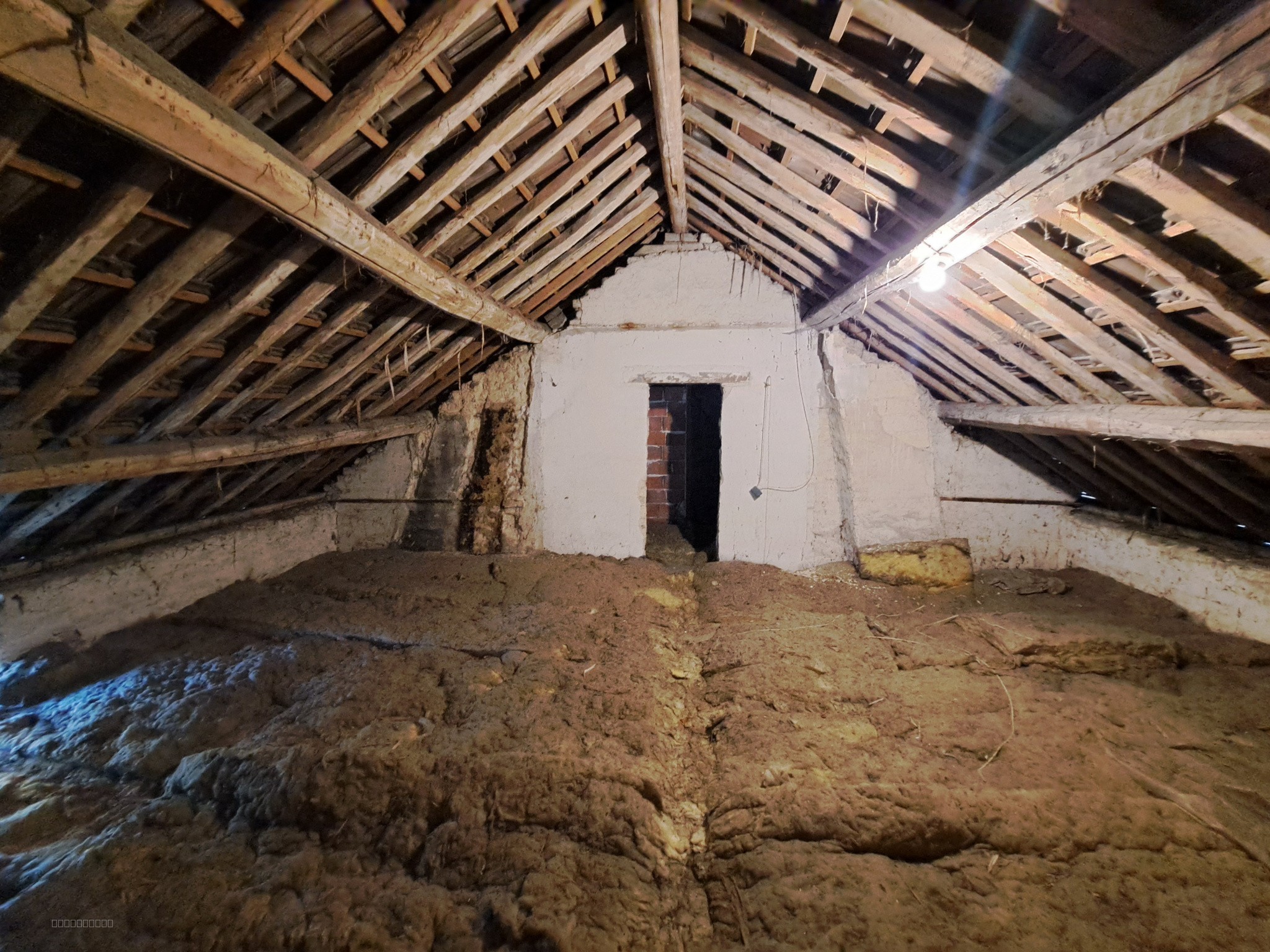 Maison ancienne à rafraîchir à MAIZIERES LA GRANDE PAROISSE — photo 12