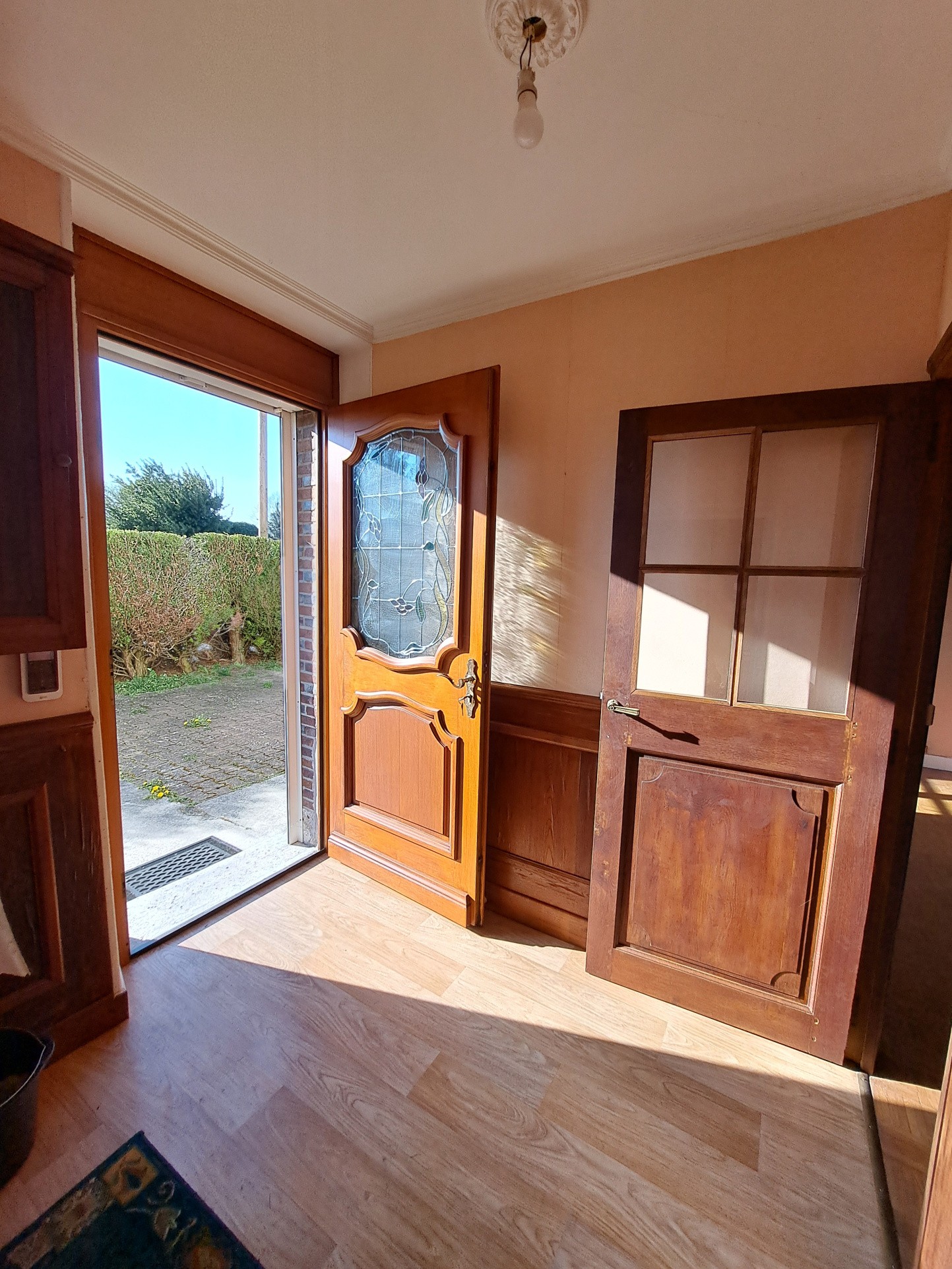 Maison ancienne à rafraîchir à MAIZIERES LA GRANDE PAROISSE — photo 3