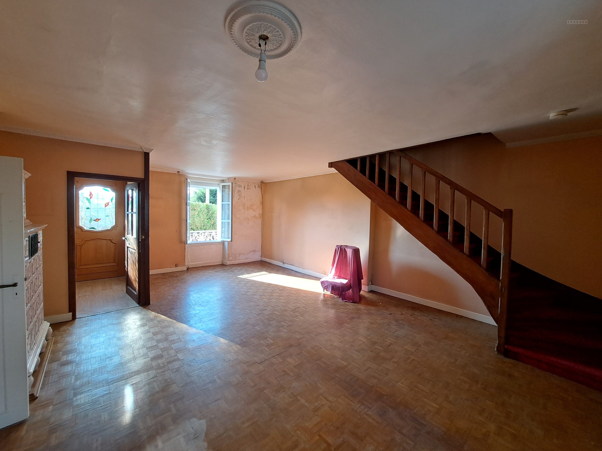 Maison ancienne à rafraîchir à MAIZIERES LA GRANDE PAROISSE — photo 5