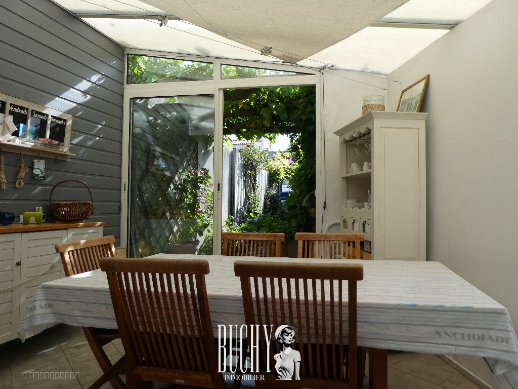 Proche mer et commerces — photo 8