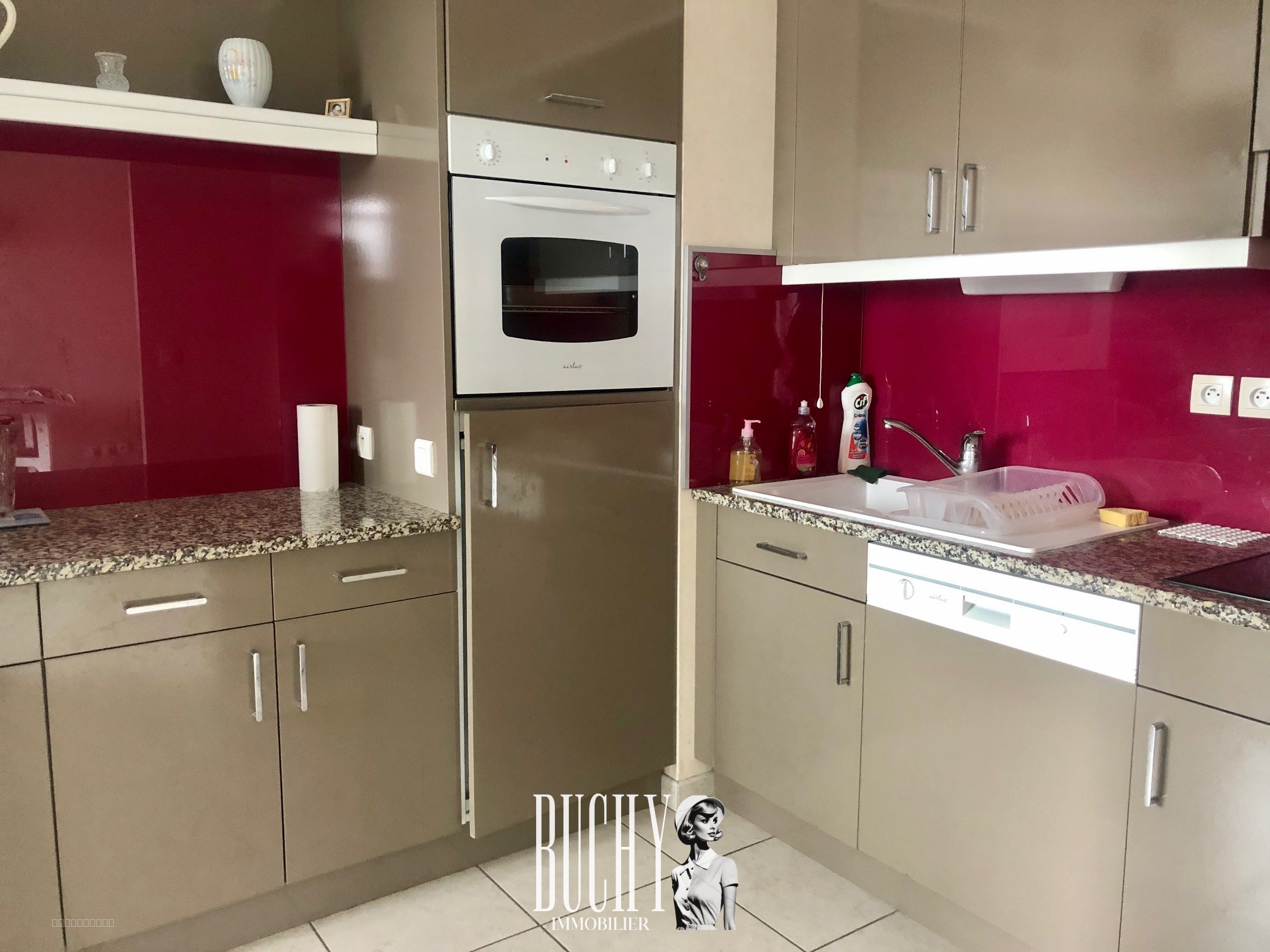 Appartement de bon standing - Emplacement idéal — photo 2