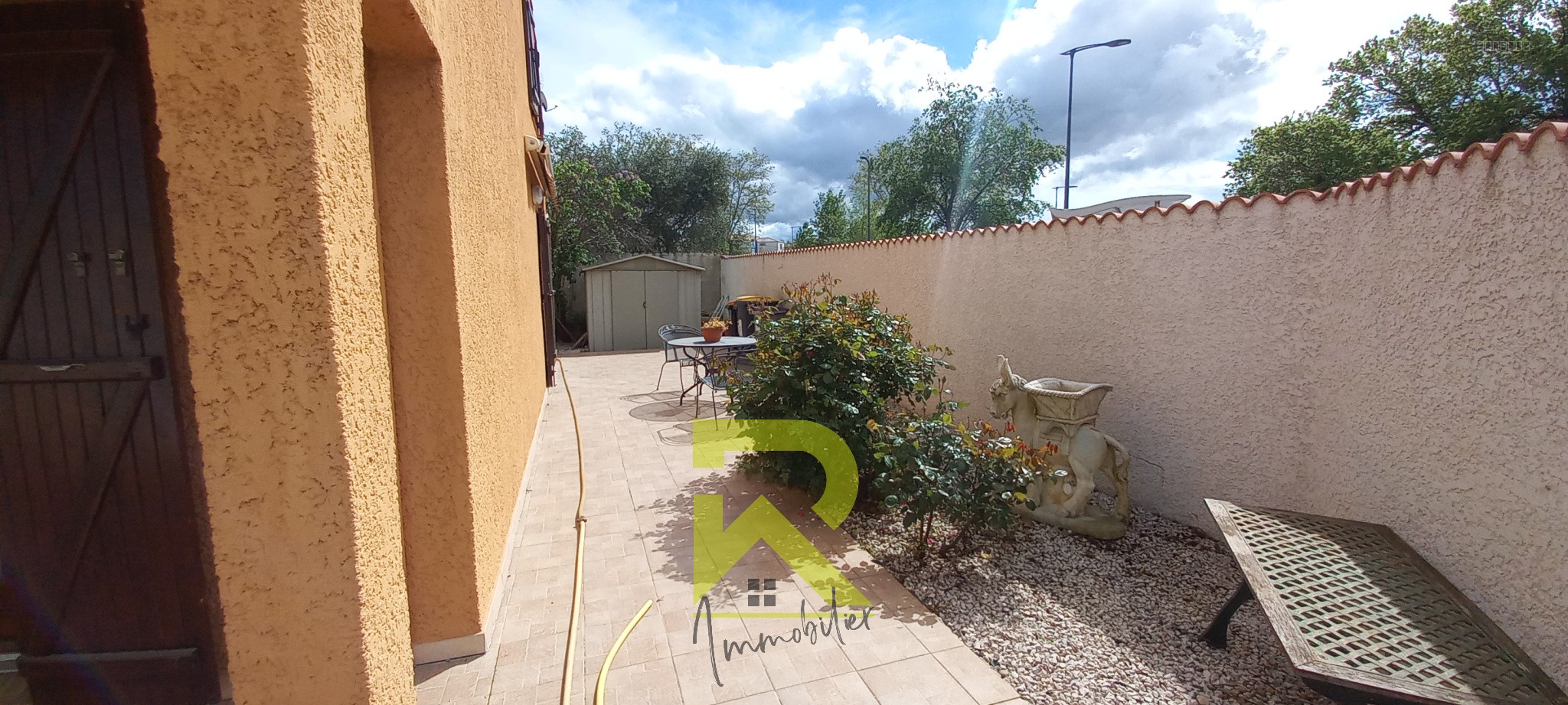 Beziers dans un bon quartier maison de construction traditionnelle  avec garage et jardin — photo 19