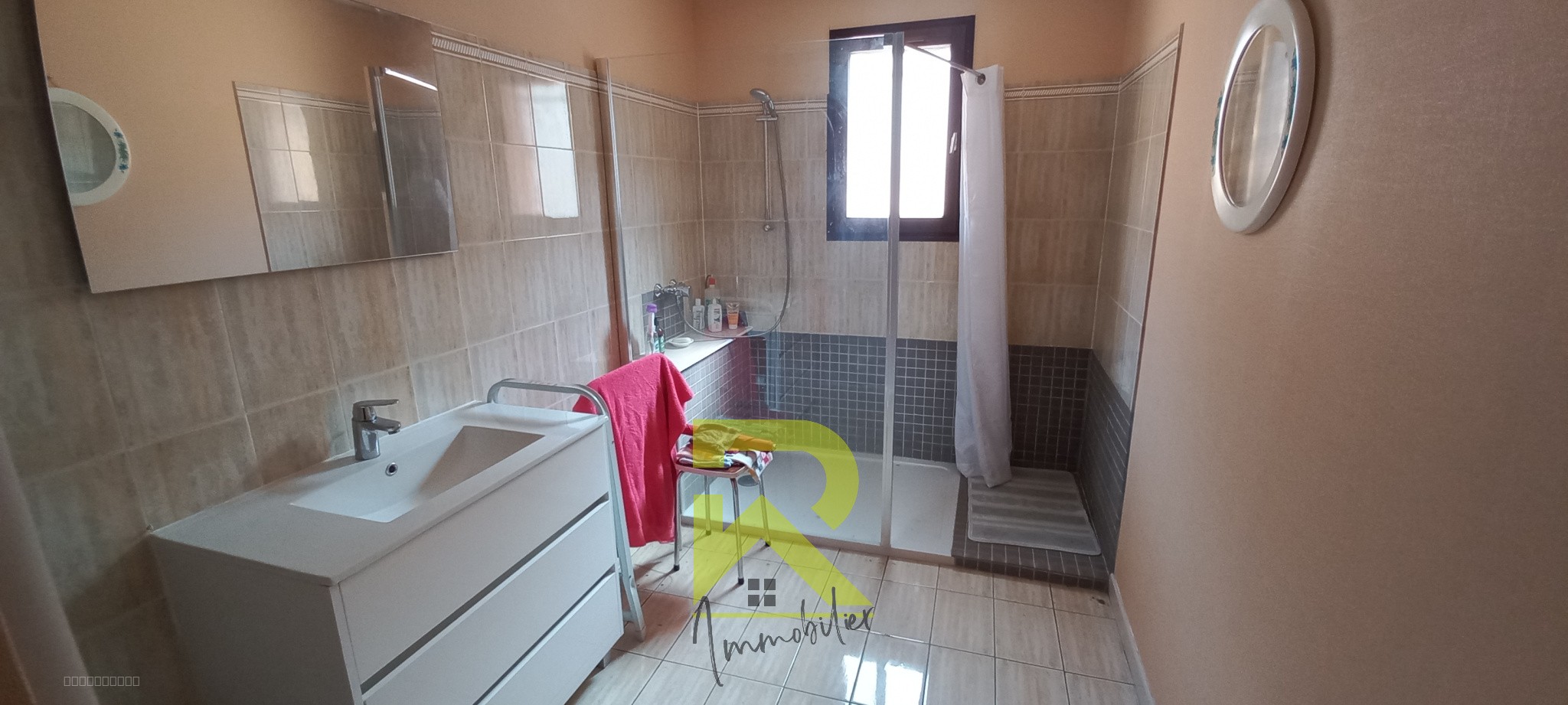 Beziers dans un bon quartier maison de construction traditionnelle  avec garage et jardin — photo 8