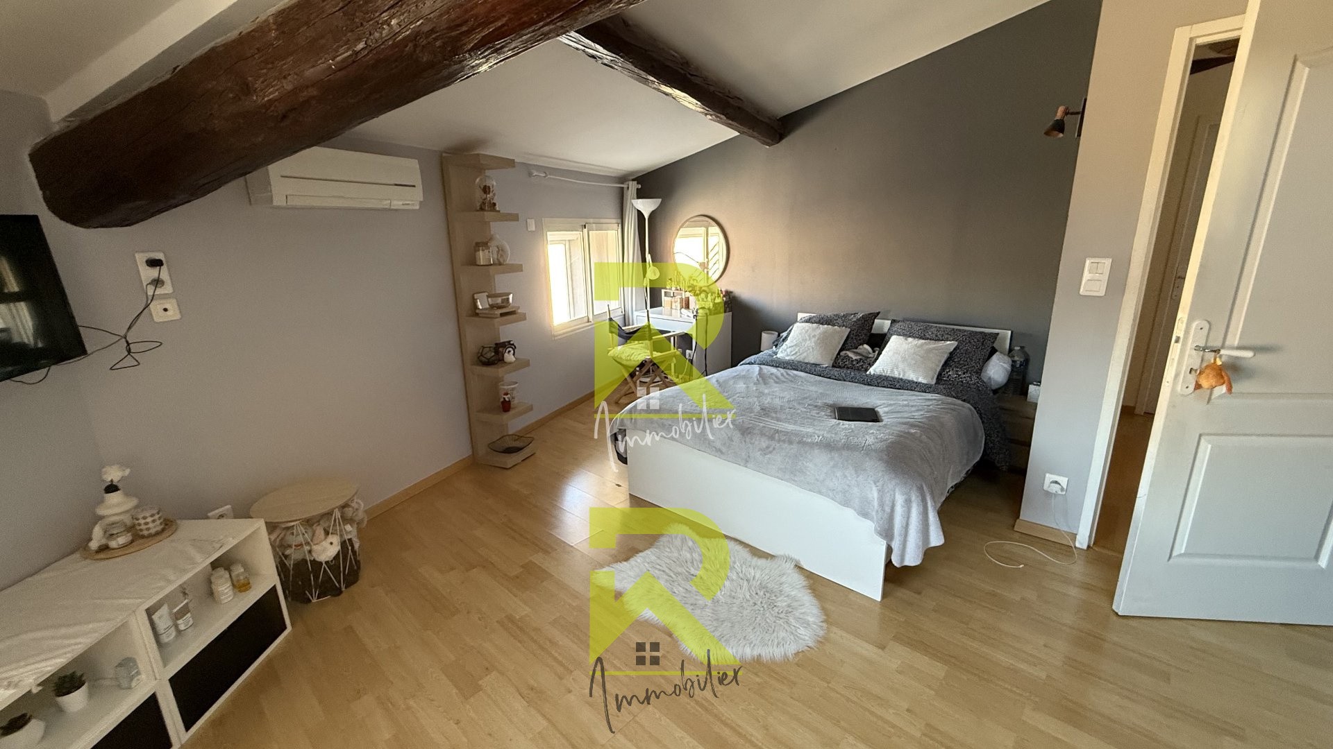 MAISON DE VILLE RENOVEE AVEC GARAGE — photo 1