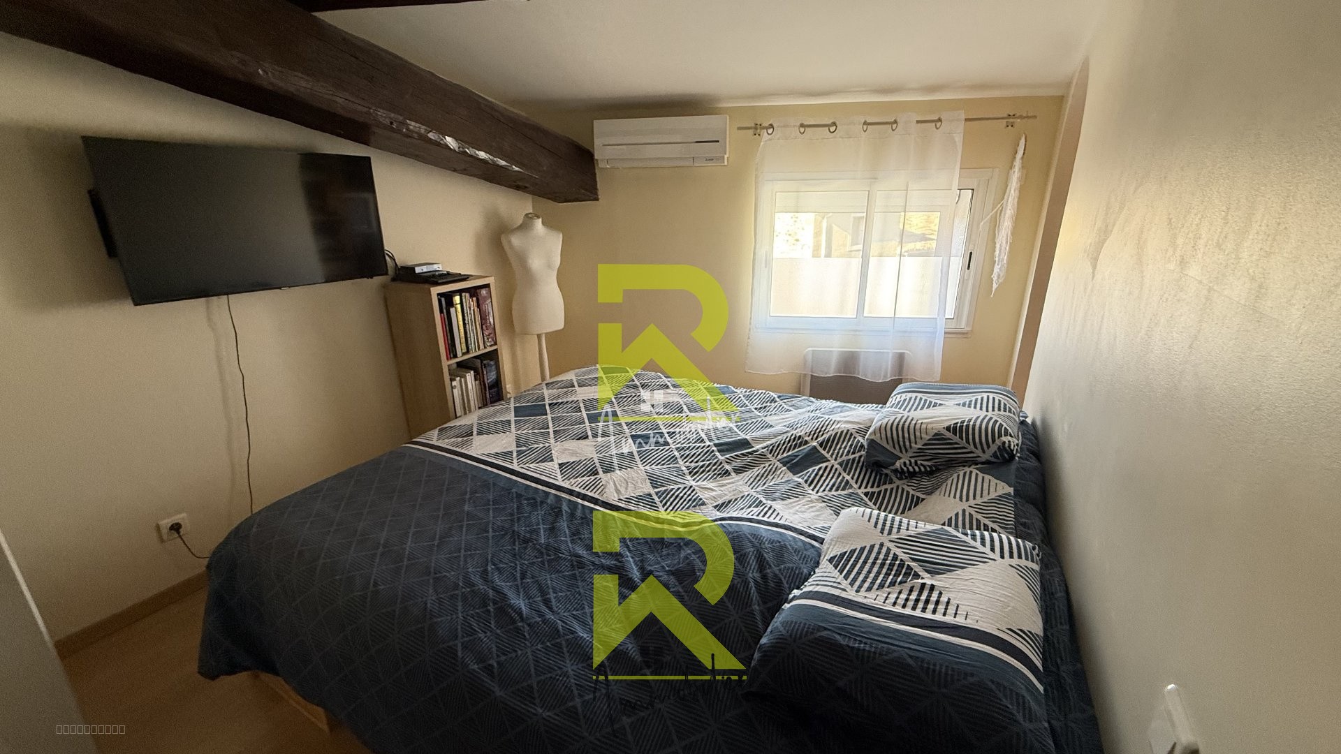 MAISON DE VILLE RENOVEE AVEC GARAGE — photo 4