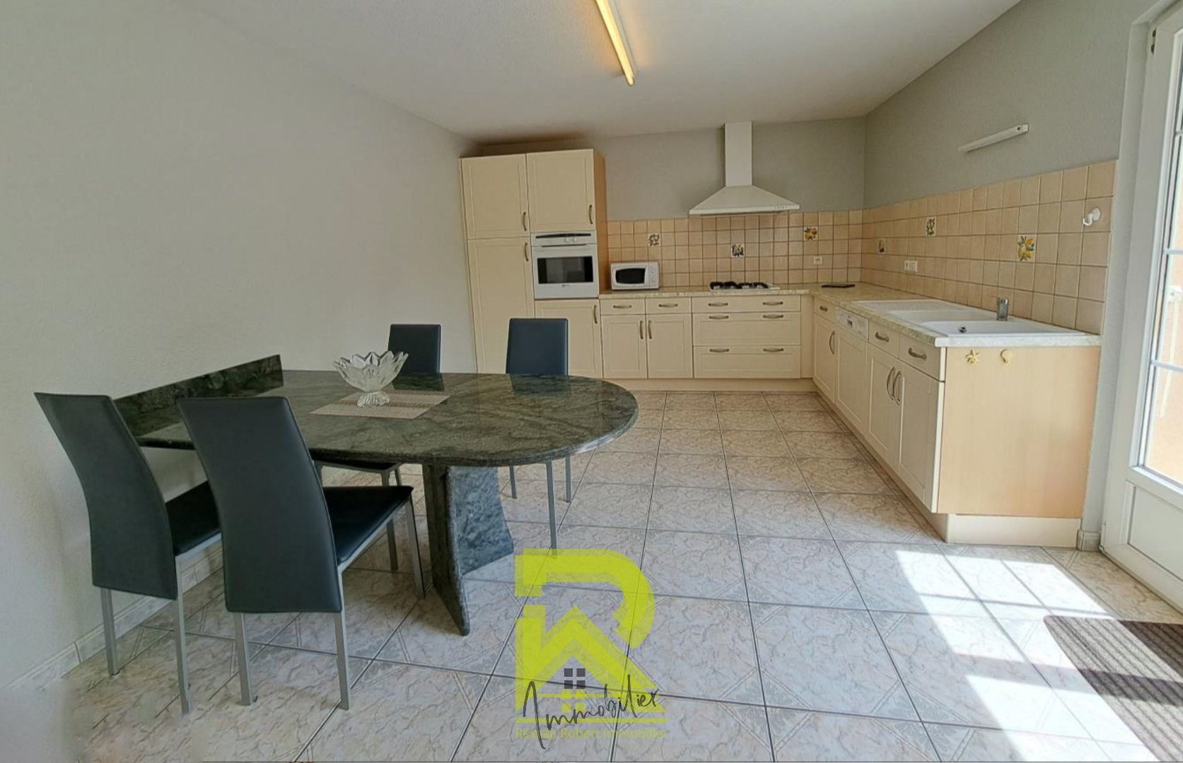 Charmante Maison + 4 appartements +1 terrain viabilisé à RIBAUTE 11220 — photo 7