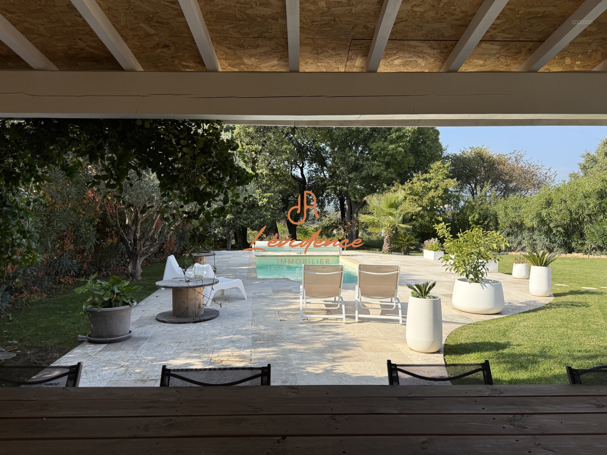 Villa plain-pied de rêve avec piscine   Confort & luminosité — photo 5