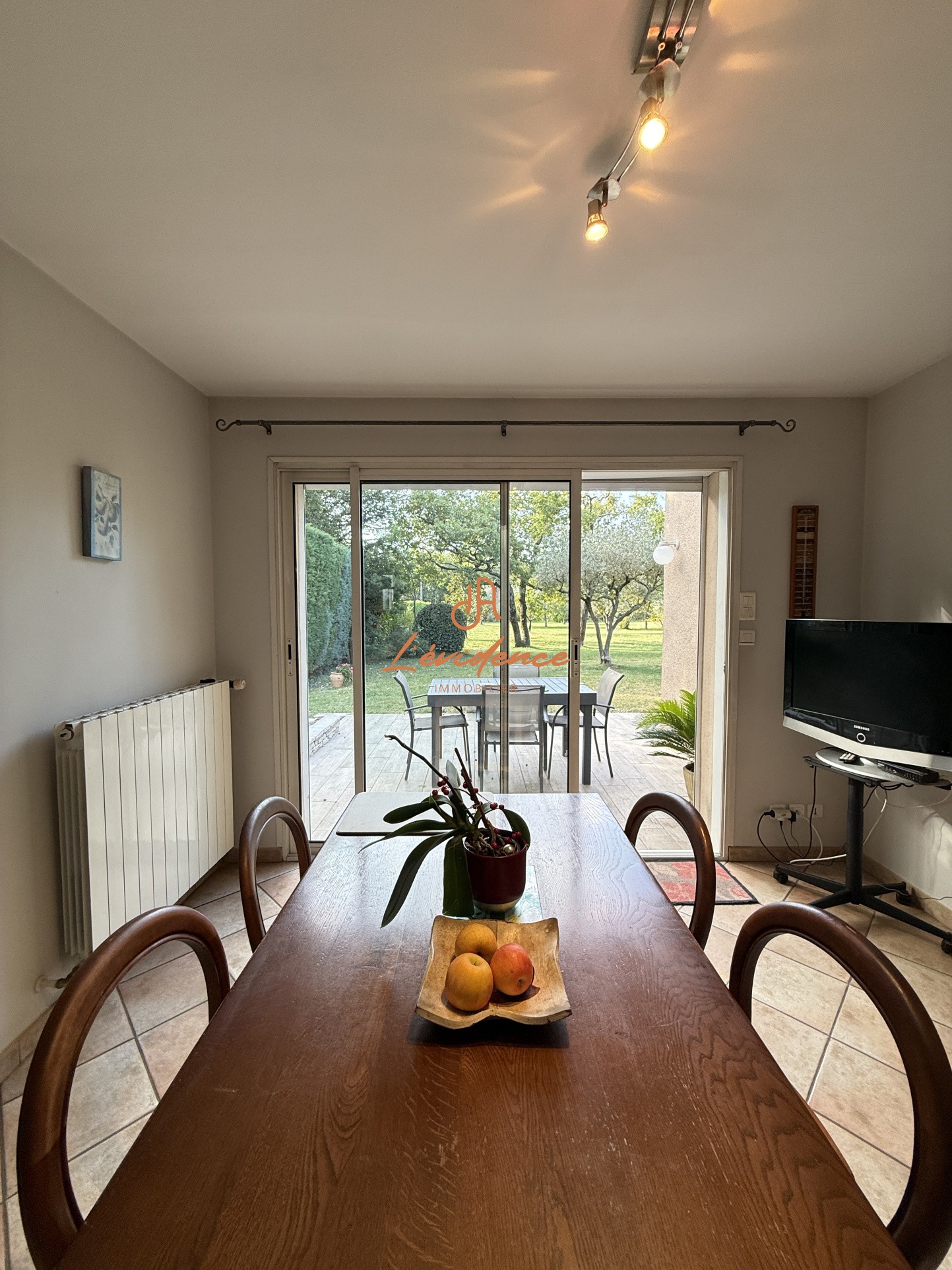 Maison au calme avec parc — photo 9