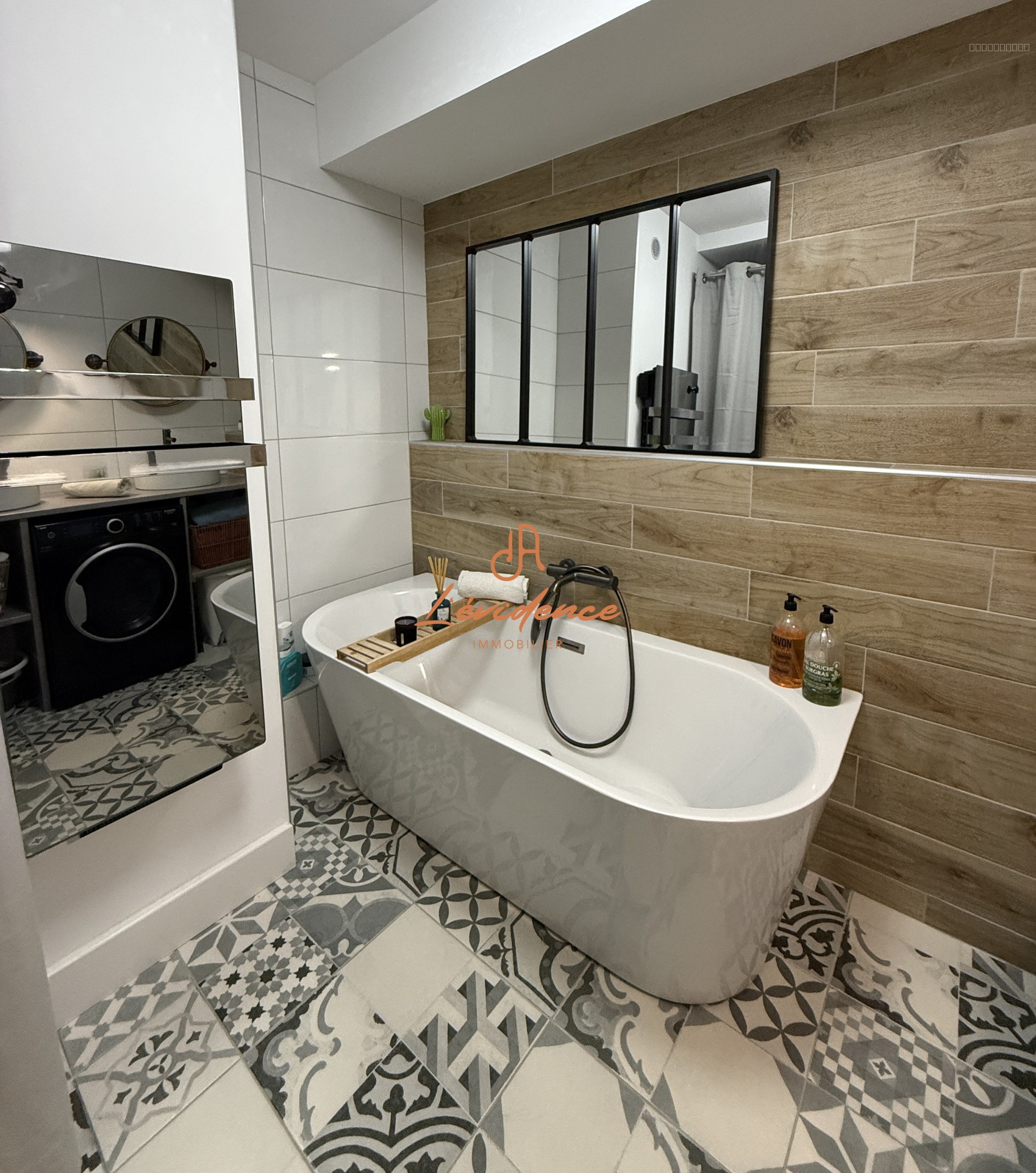 À VENDRE   Superbe appartement d’exception à Montélimar avec garage double et place de parking — photo 7