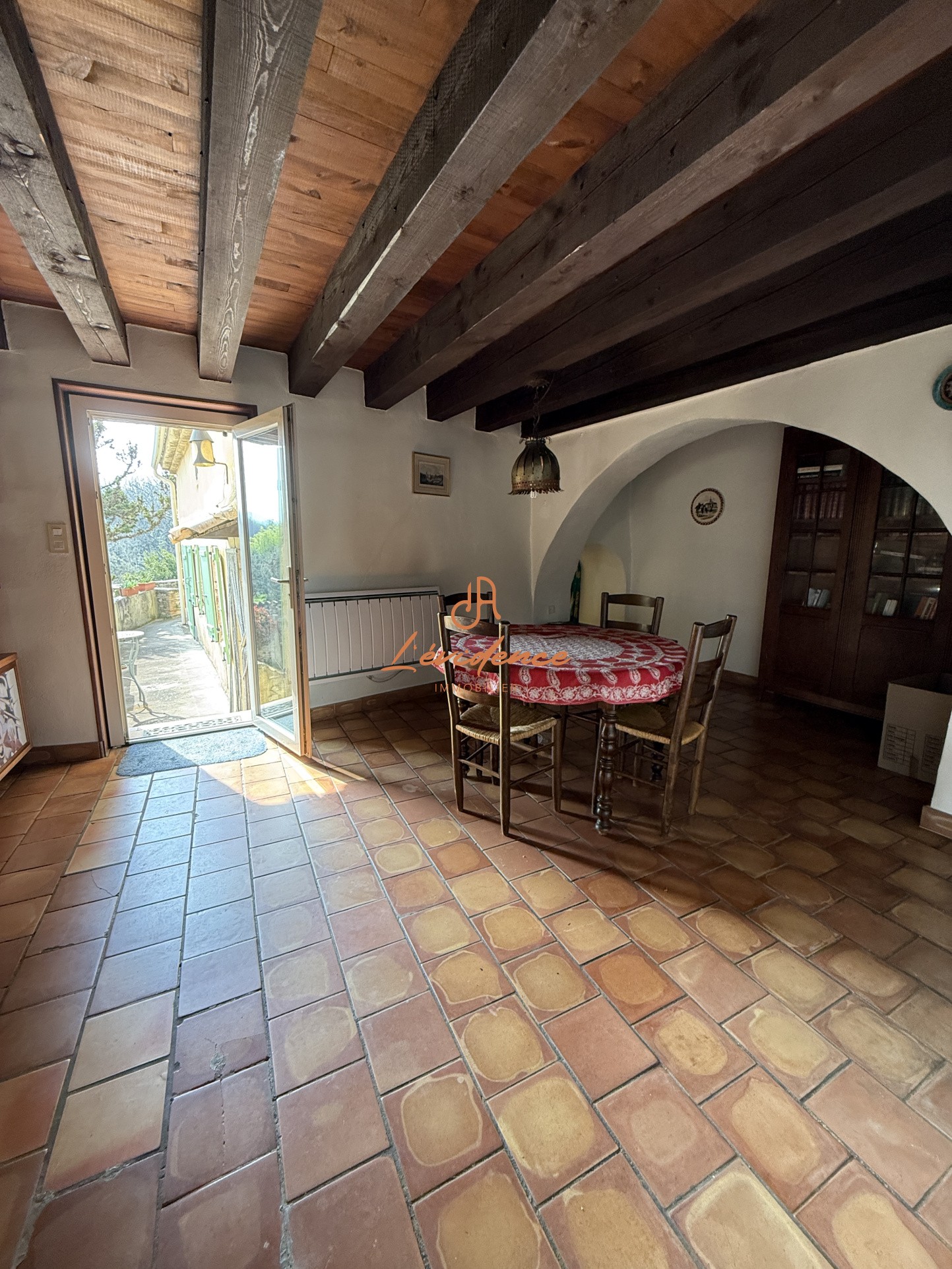 Charmante maison en pierre à Allan   165 m2 de potentiel — photo 8