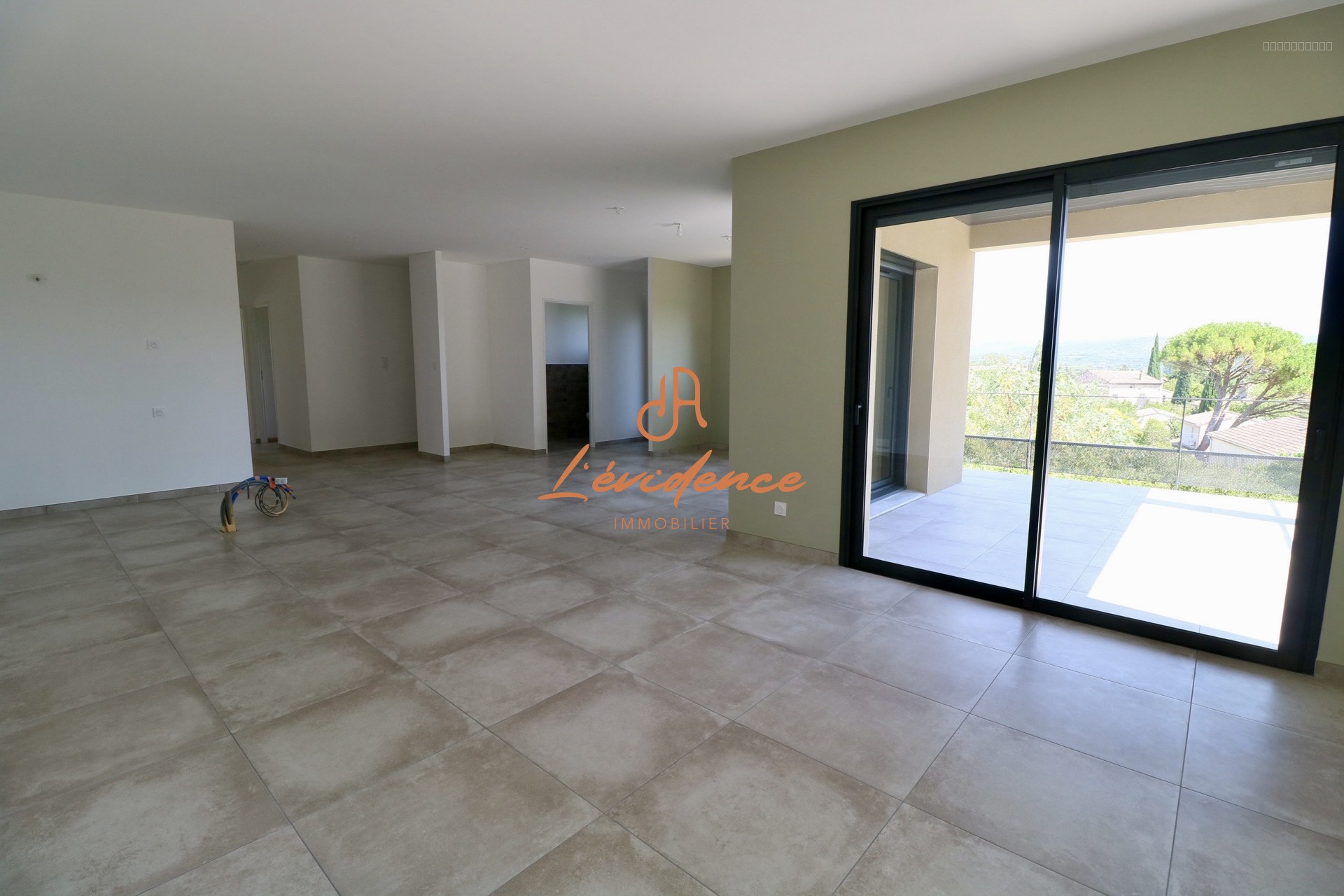 Villa neuve avec vue panoramique & piscine   Montboucher-sur-Jabron — photo 5