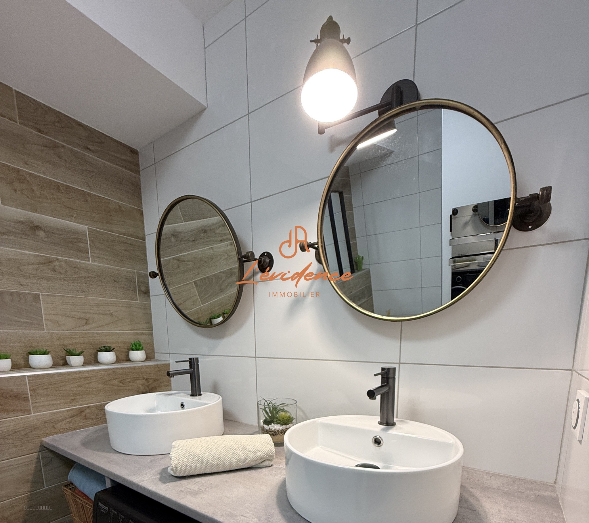 À VENDRE   Superbe appartement d’exception à Montélimar avec garage double et place de parking — photo 8