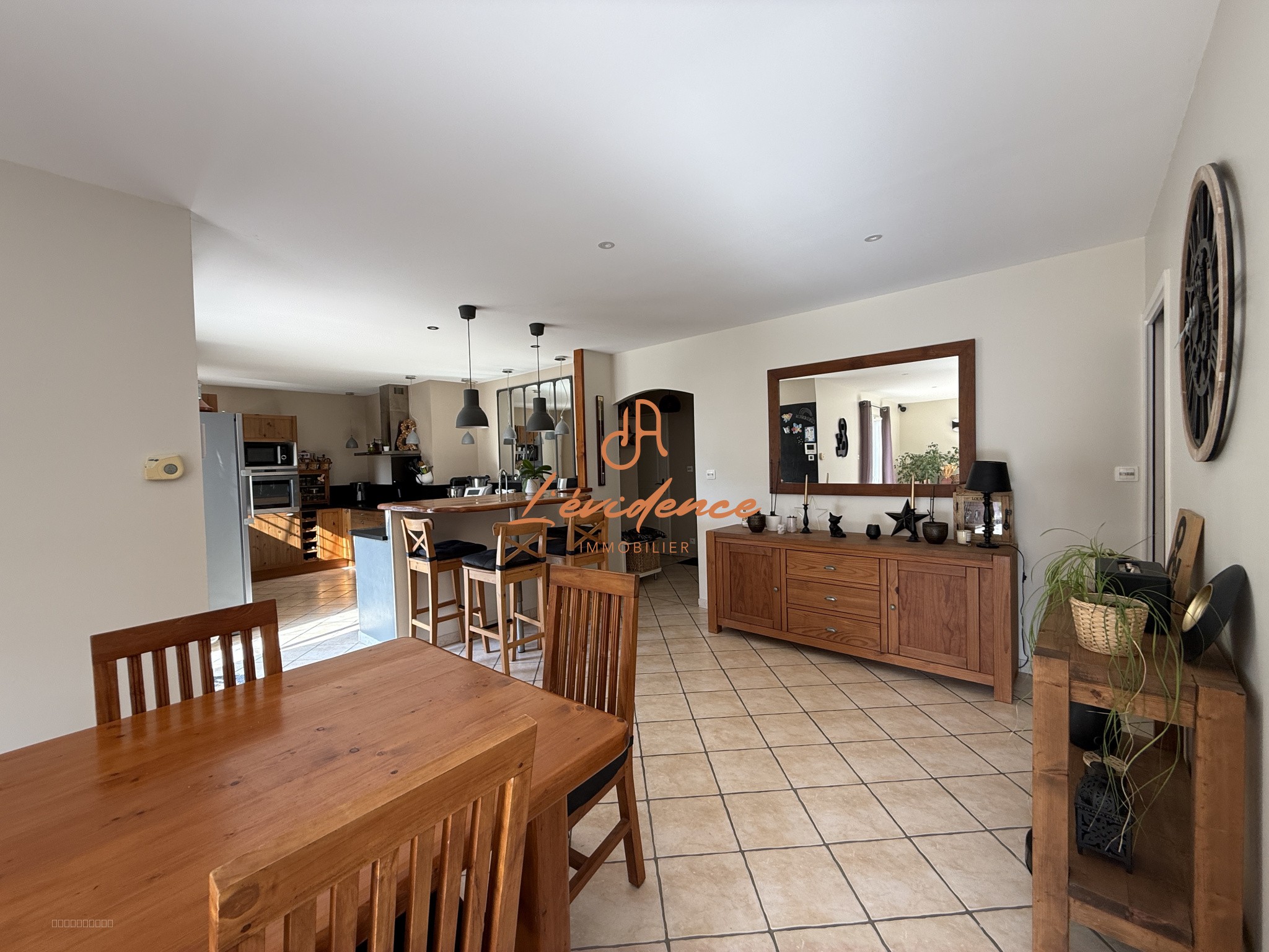 Villa plain-pied de rêve avec piscine   Confort & luminosité — photo 8