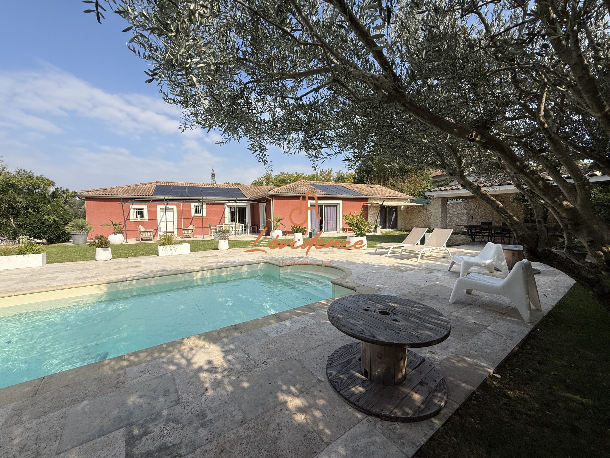 Villa plain-pied de rêve avec piscine   Confort & luminosité — photo 3