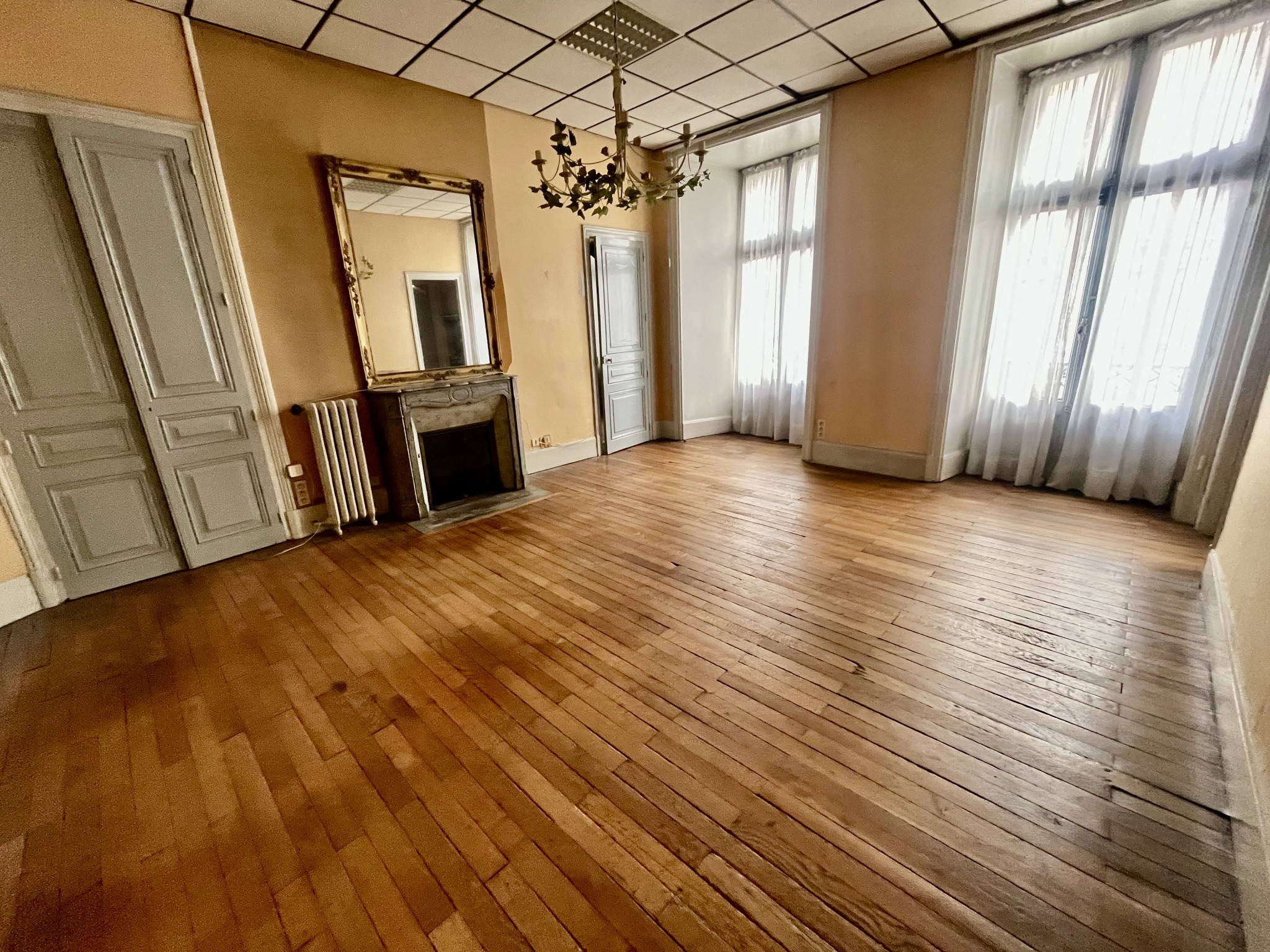 Appartement de 140 m2 dans immeuble remarquable à deux pas des Halles — photo 7