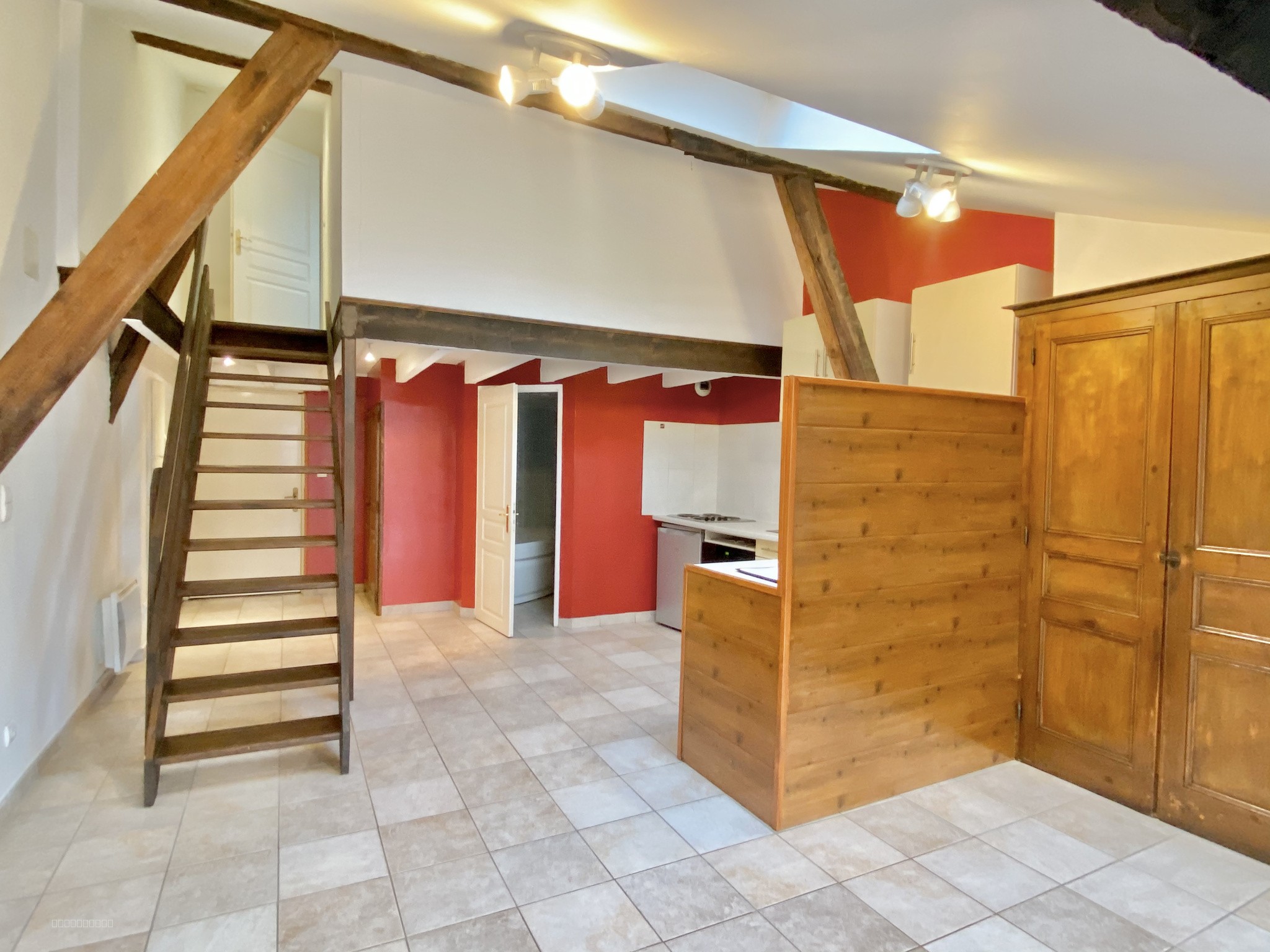 T2 de 45m2 en duplex- Hypercentre - Quartier de la Boucherie — photo 4