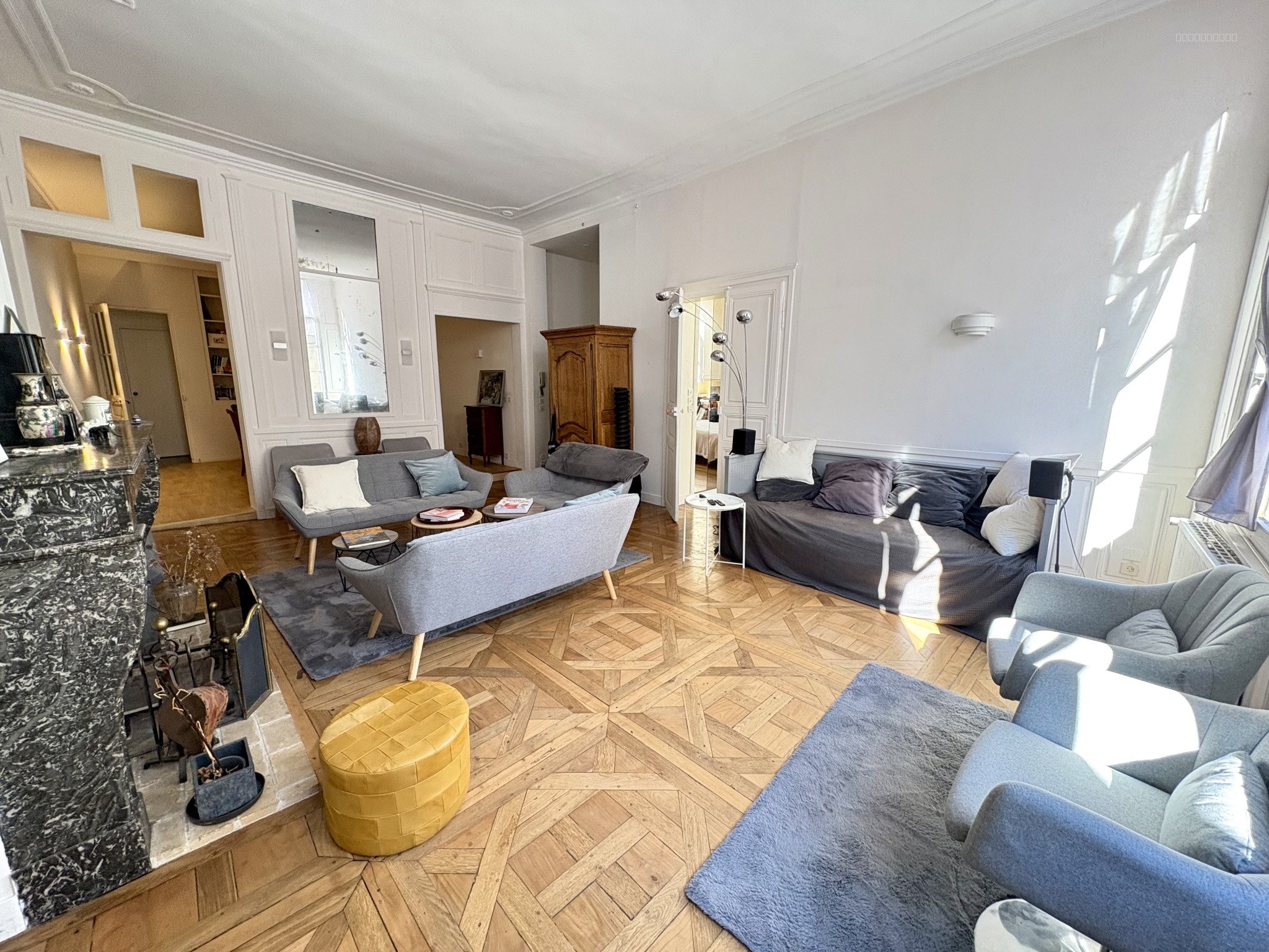 Elégant appartement de 155 m2 Adrien Dubouché / Halles Centrales — photo 3