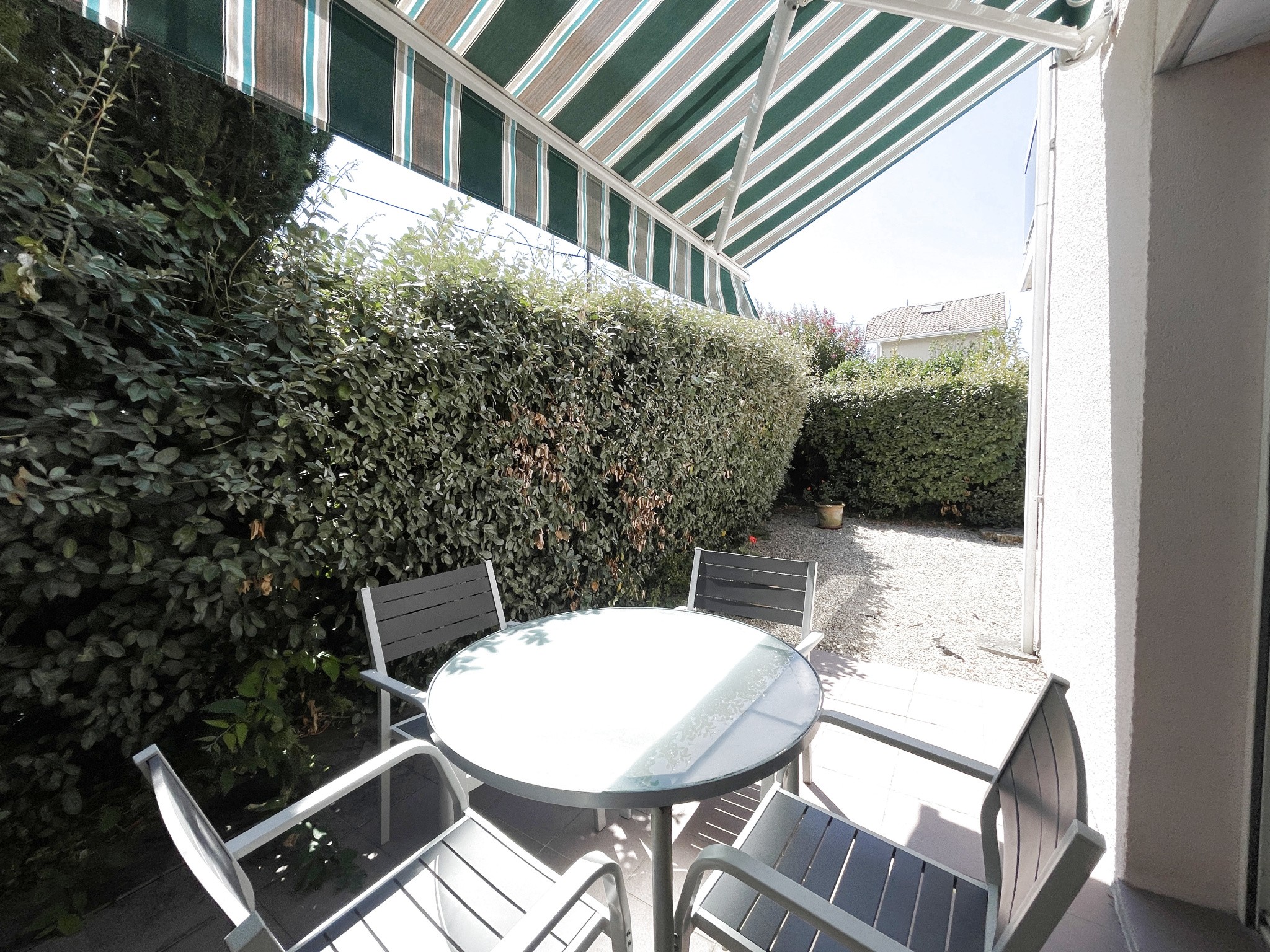 Beaucoup de raffinement pour cet appartement, à 500 m de la plage d'Eyrac, beaux extérieurs, sans vis à vis — photo 5