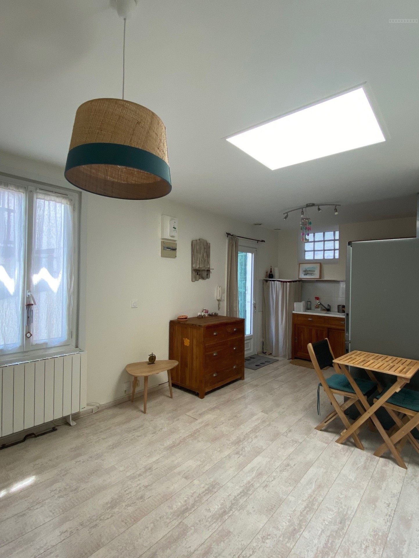 Maison de plain pied, proche  du centre ville avec un esprit champêtre, très bon état — photo 5