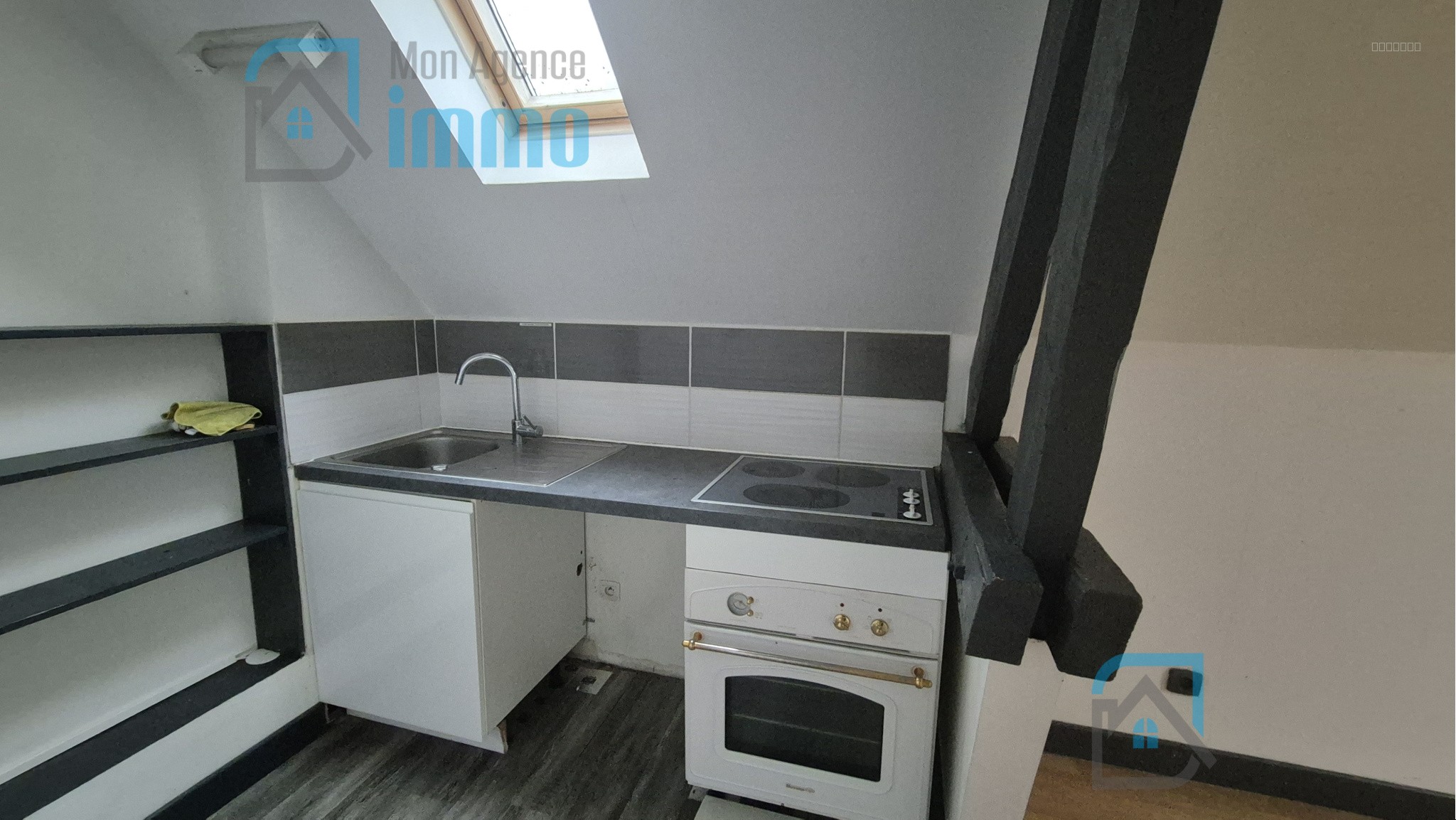 Bourges, Gionne (secteur Berthelot-Colbert) - Appartement type 2 avec stationnement privatif — photo 3