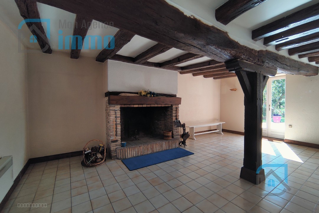 A Mehun-sur-Yèvre  - Maison en pierres 4 chambre + grande dépendance - Terrain en bordure de rivière — photo 2