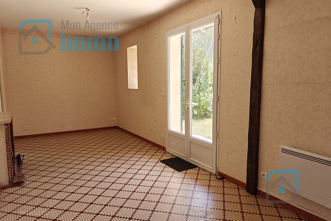 Mehun-Sur-Yèvre - Pavillon de plain-pied avec 3 chambres, garage et jardin — photo 2