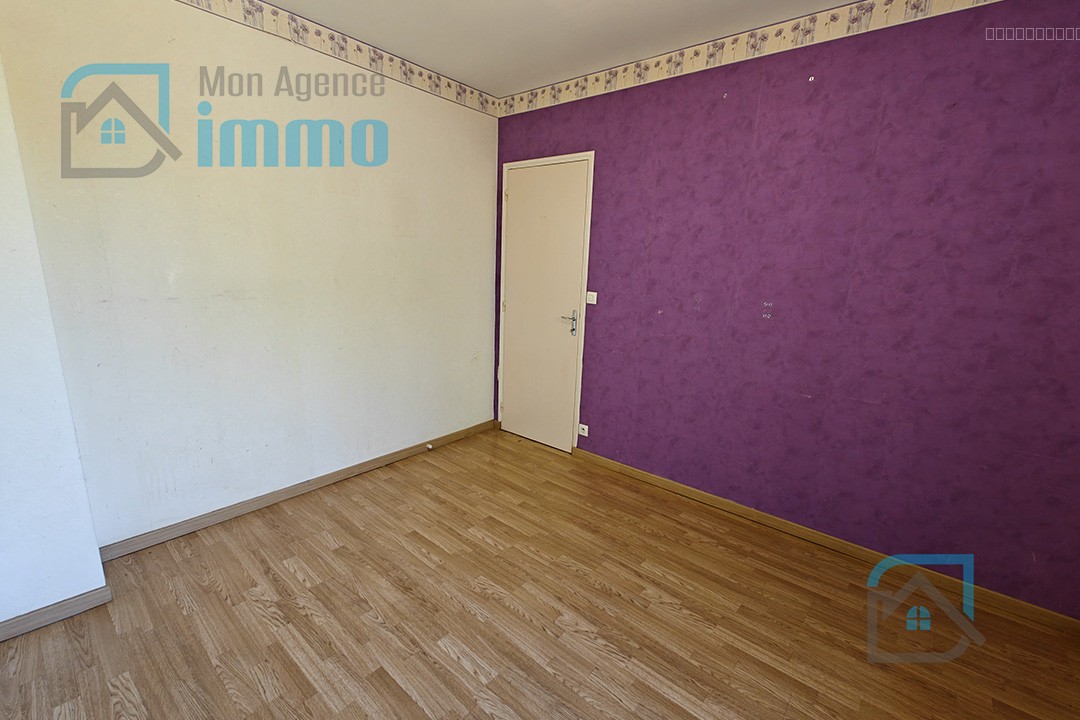 Mehun-Sur-Yèvre - Pavillon de plain-pied avec 3 chambres, garage et jardin — photo 5