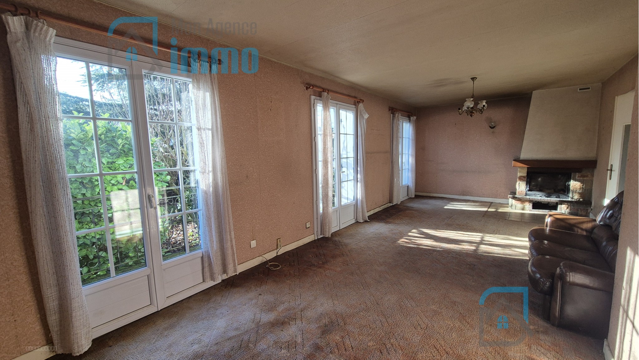 La Chapelle-Saint-Ursin - Pavillon sur sous-sol avec 3 chambres et jardin — photo 2