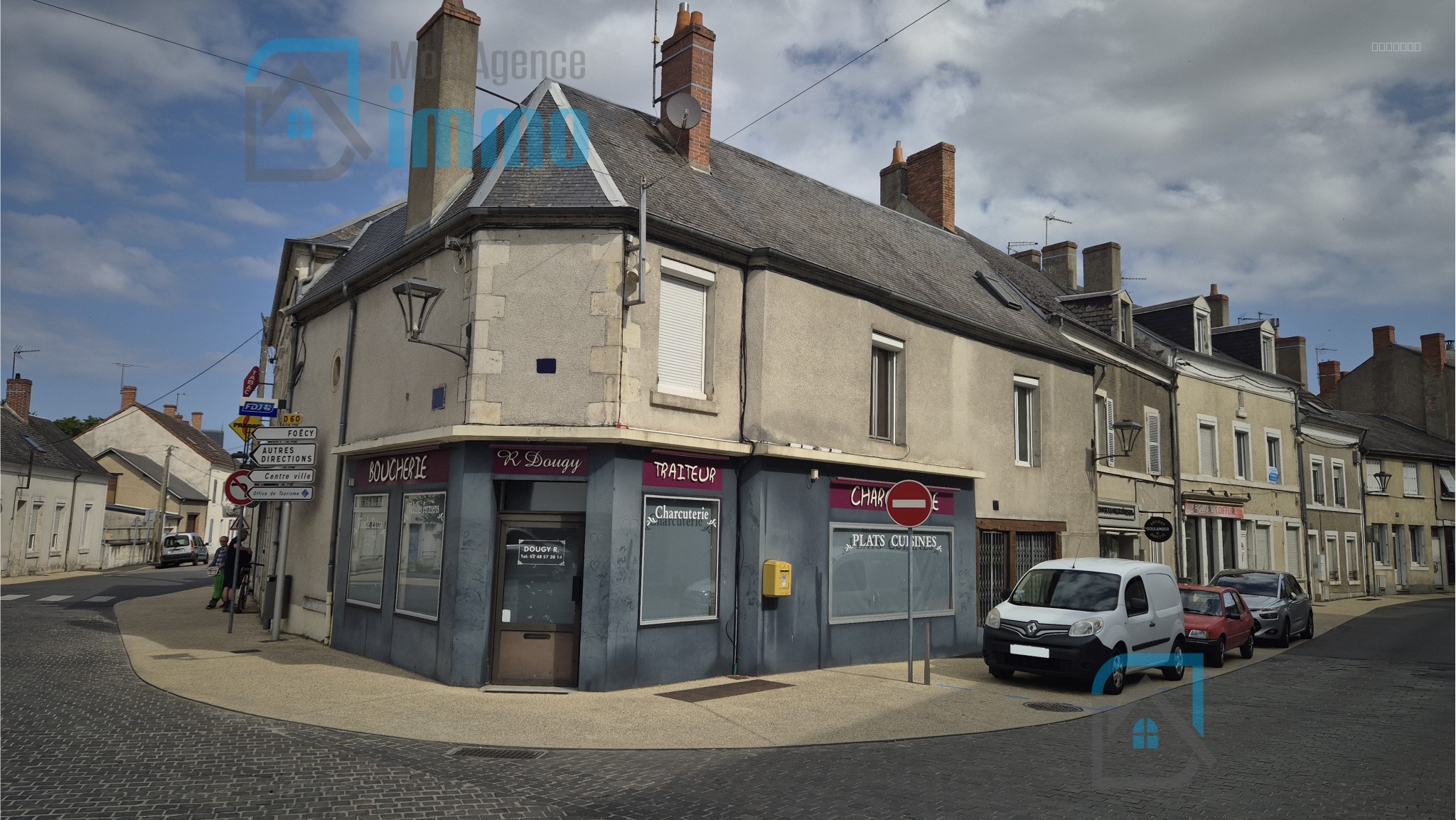Mehun-Sur-Yèvre - Local commercial (ancienne boucherie) — photo 1