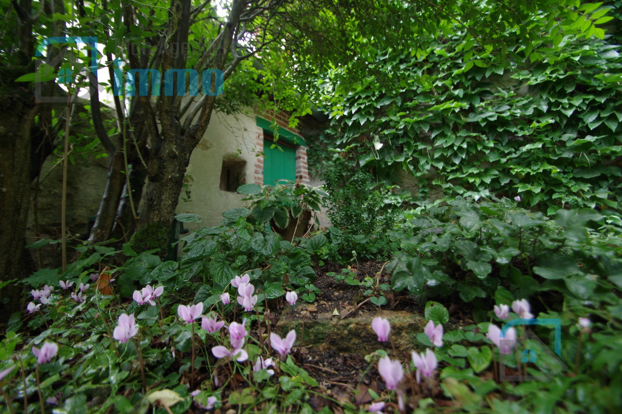 Reuilly - Maison en pierres de type longère avec garage — photo 9