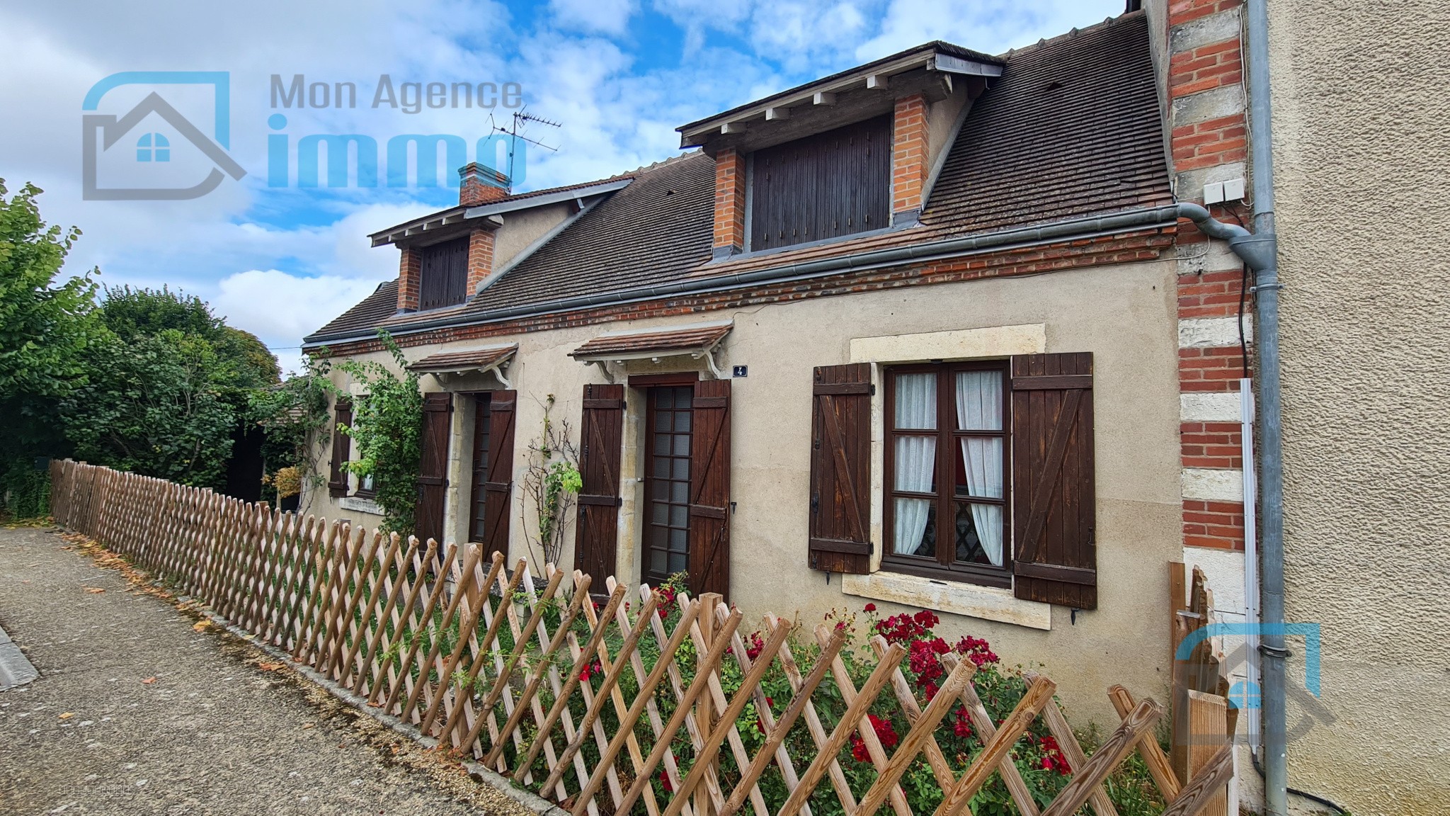 Reuilly - Maison en pierres de type longère avec garage — photo 10