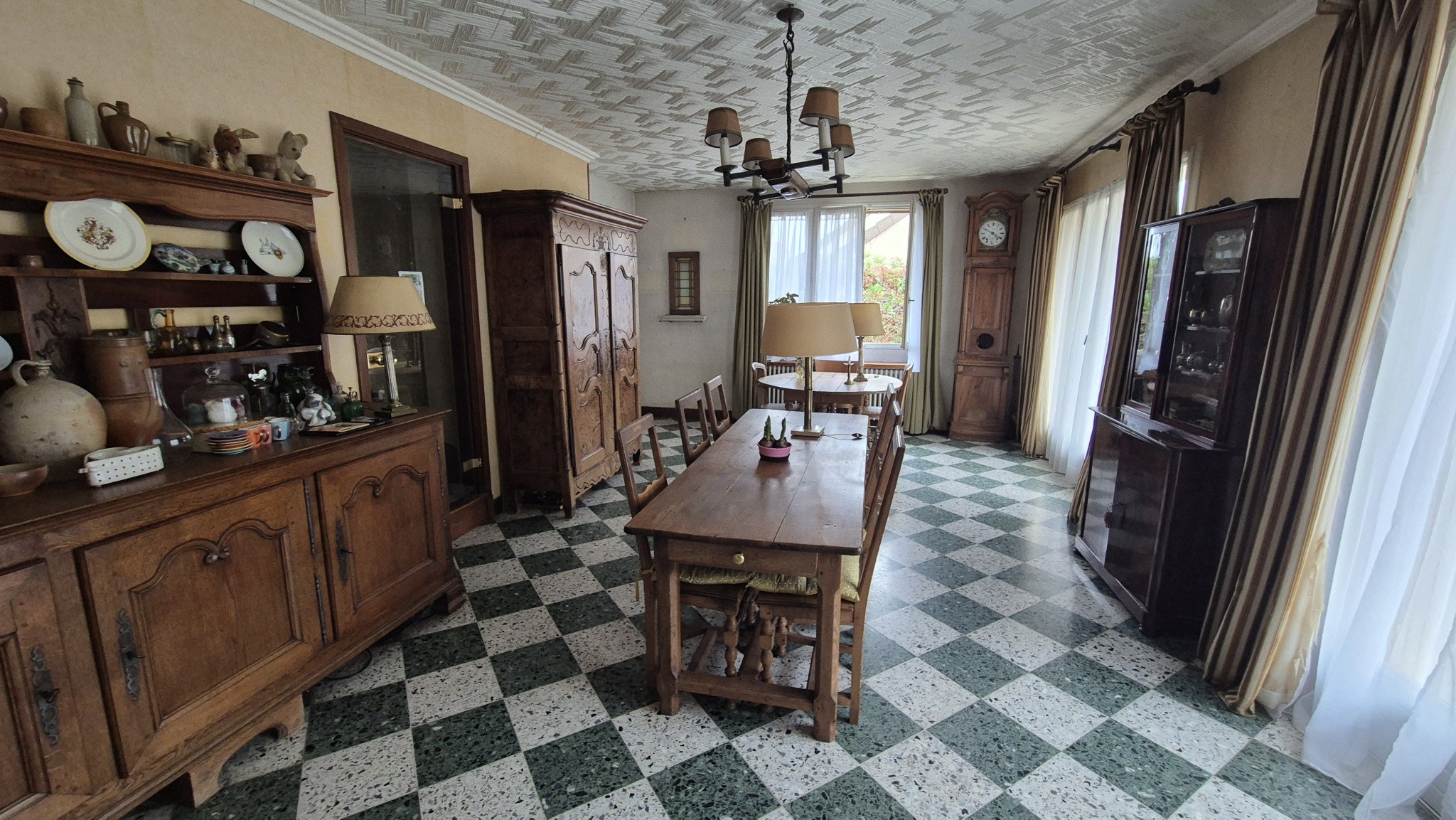 Gisors, Maison 6 pièces 124 m2 sur 706 m2 de jardin arboré. — photo 2