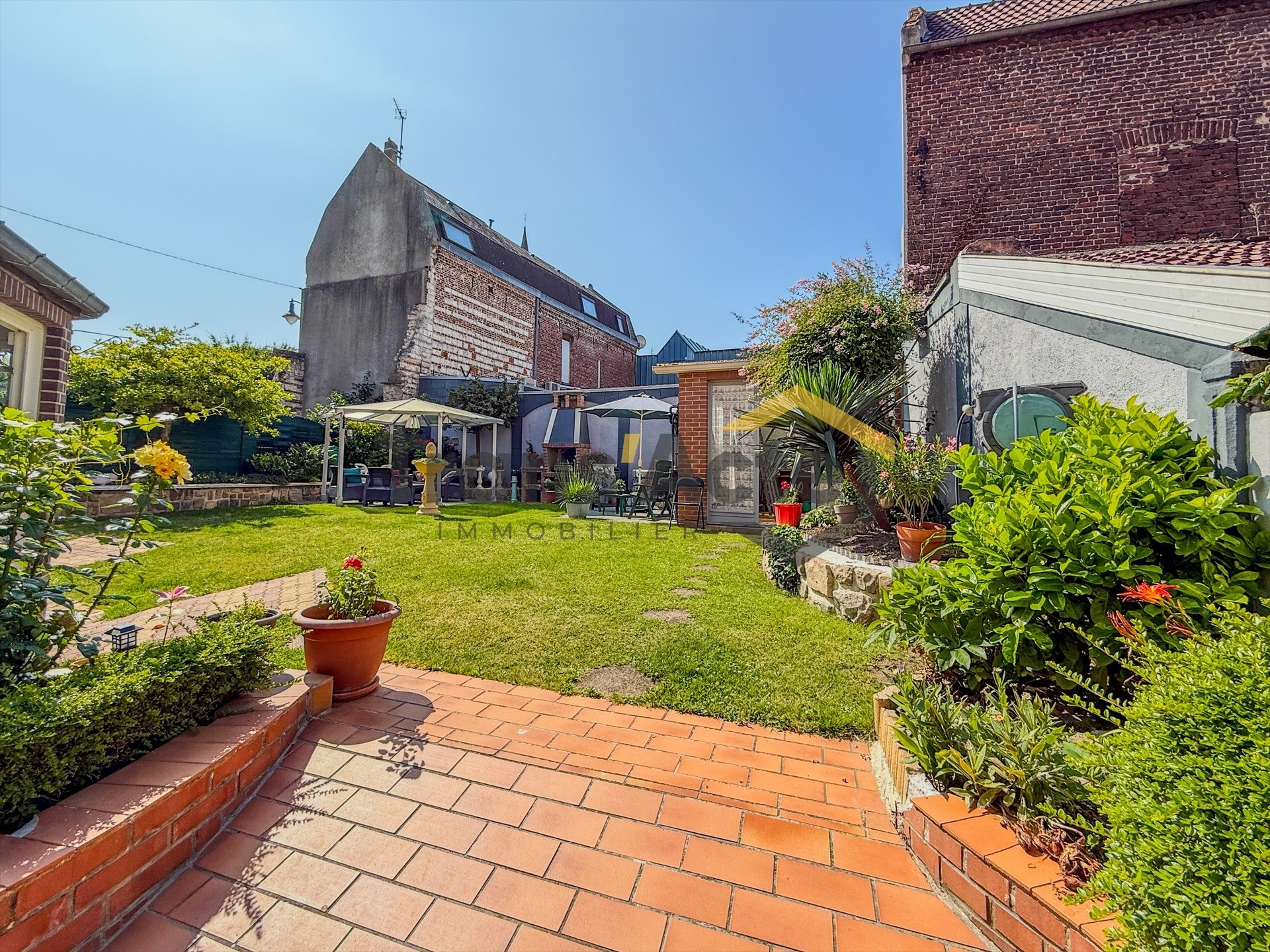 Maison de ville T4 avec jardin et garage — photo 3
