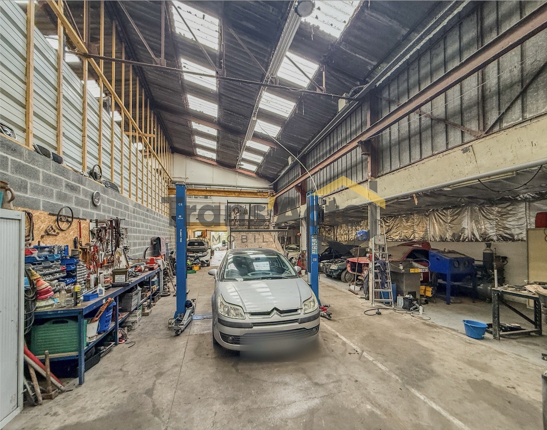 Ancienne usine   Ensemble immobilier industriel — photo 10
