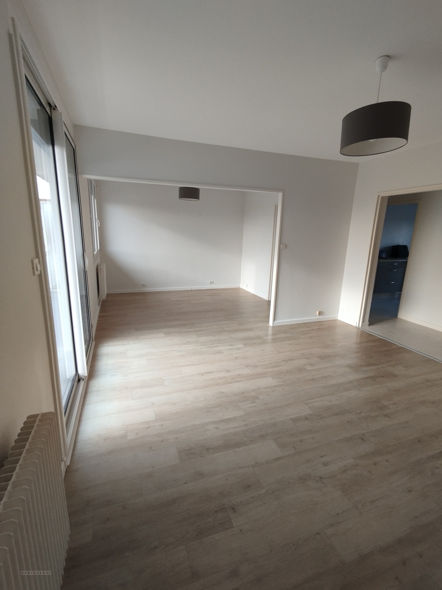 Appartement lumineux avec loggia et garage — photo 2
