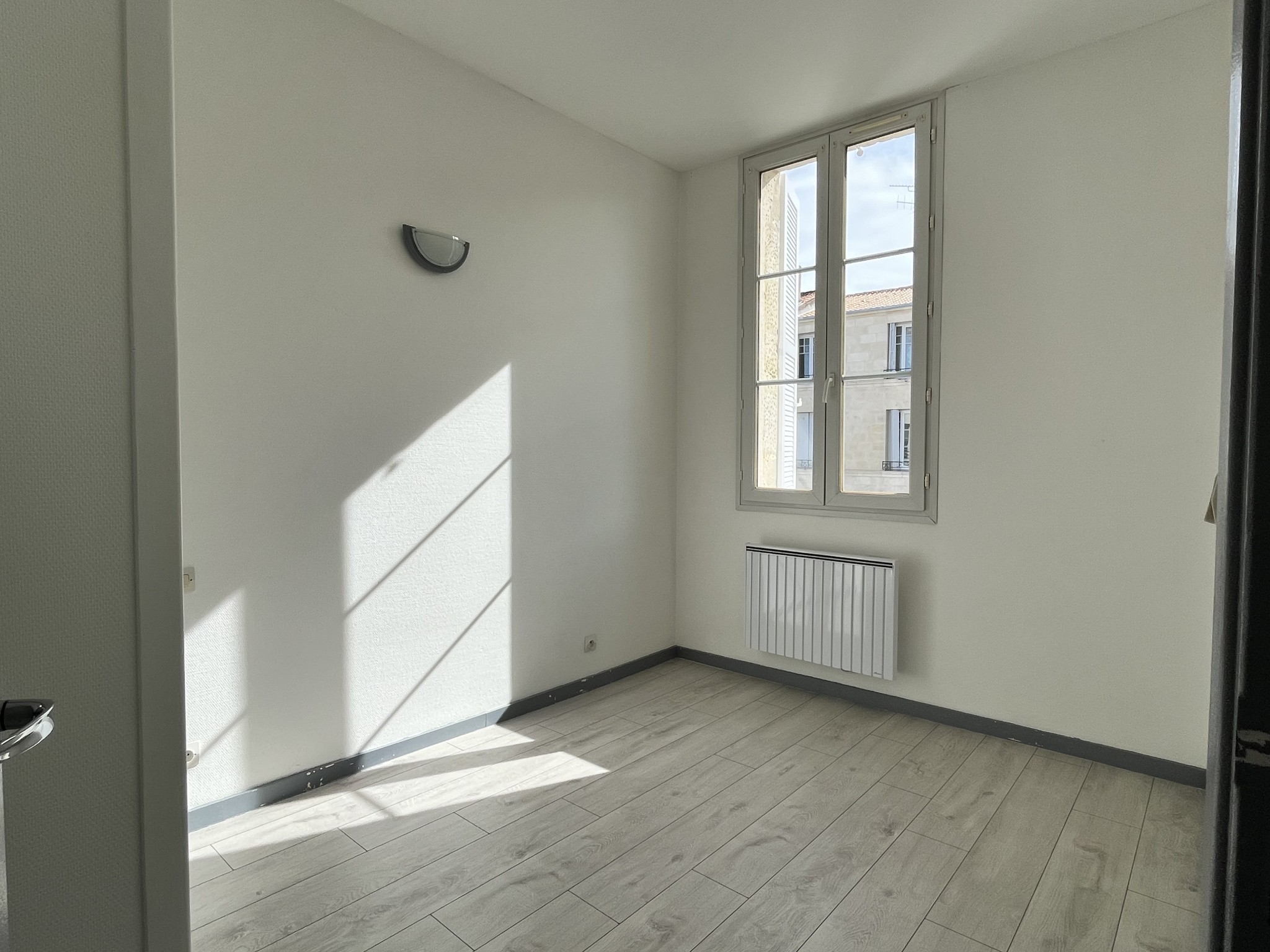 Immeuble de rapport   200 m2   5 appartements   ROCHEFORT — photo 9